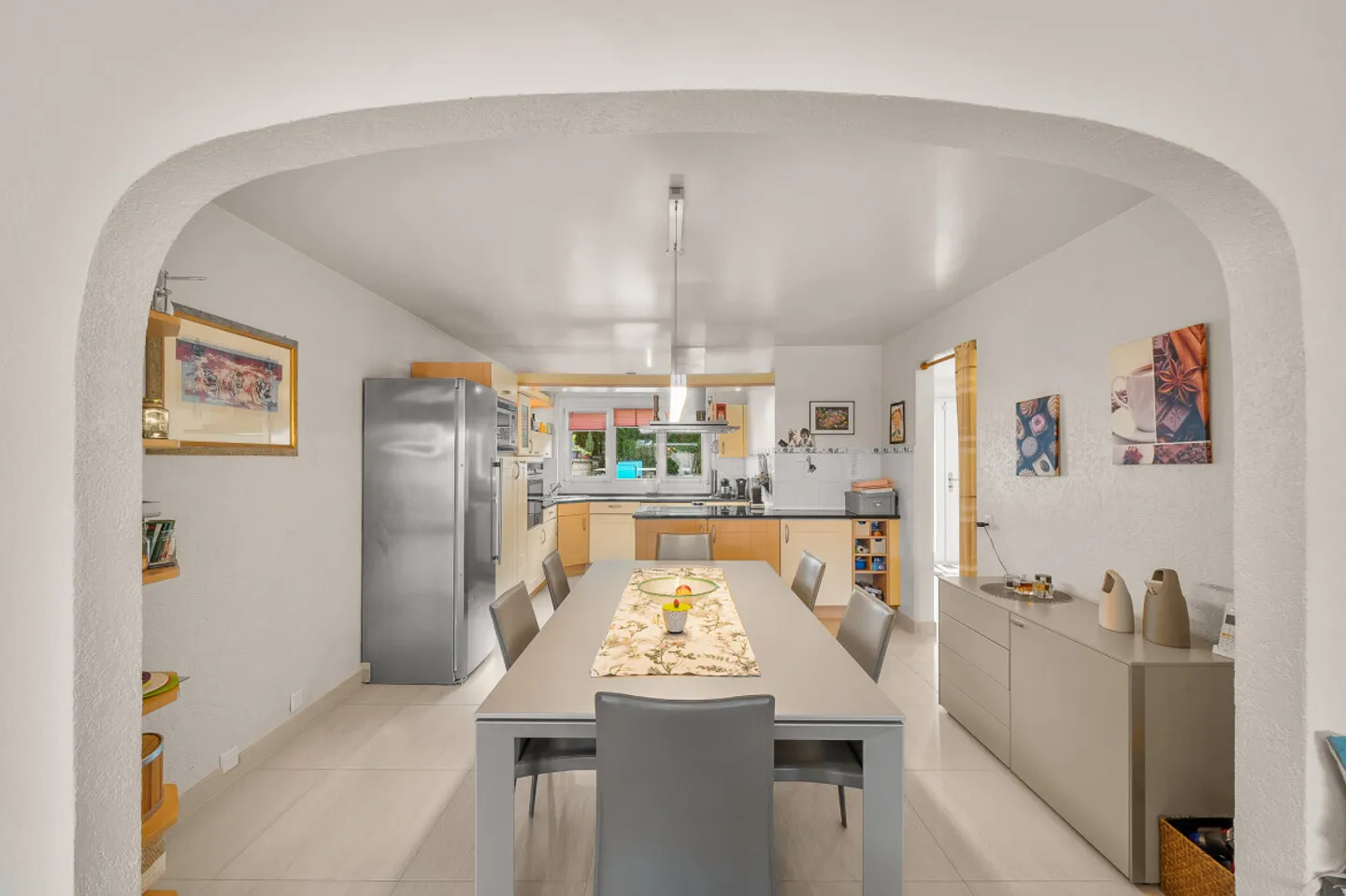 BRIGHT FAMILY HOUSE IN ECHANDENS - Photo 4 of 8