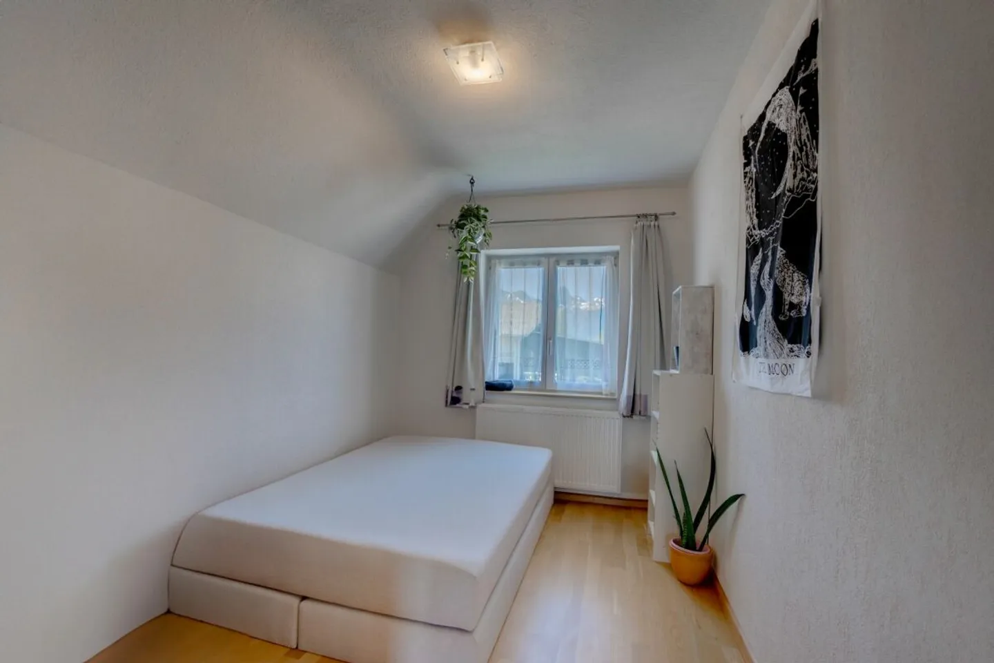 CENTRAL FAMILY SPACE - Photo 7 of 8