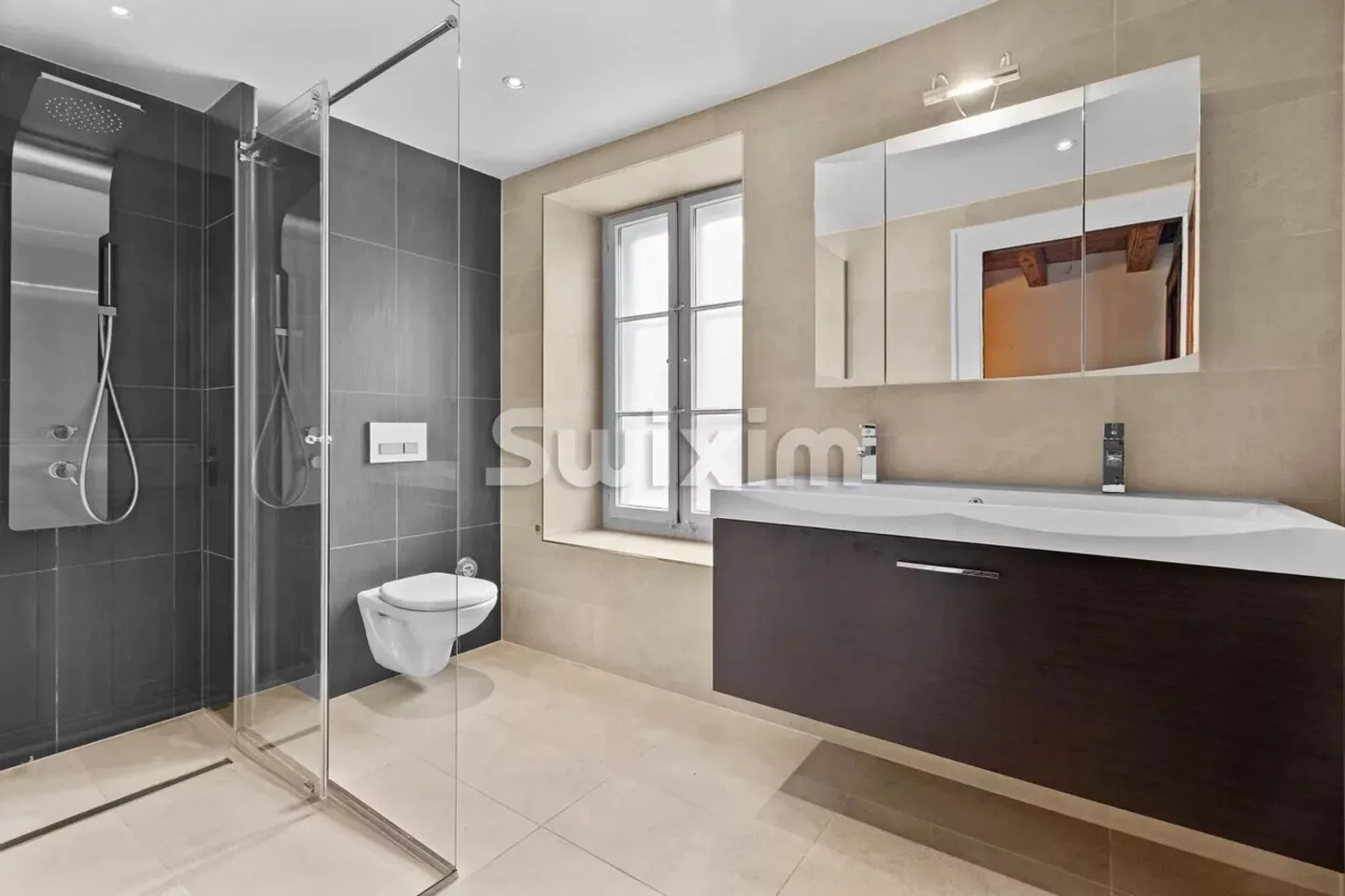 Bellissimo duplex con 6,5 stanze e vista sul lago! - Foto 6 di 7