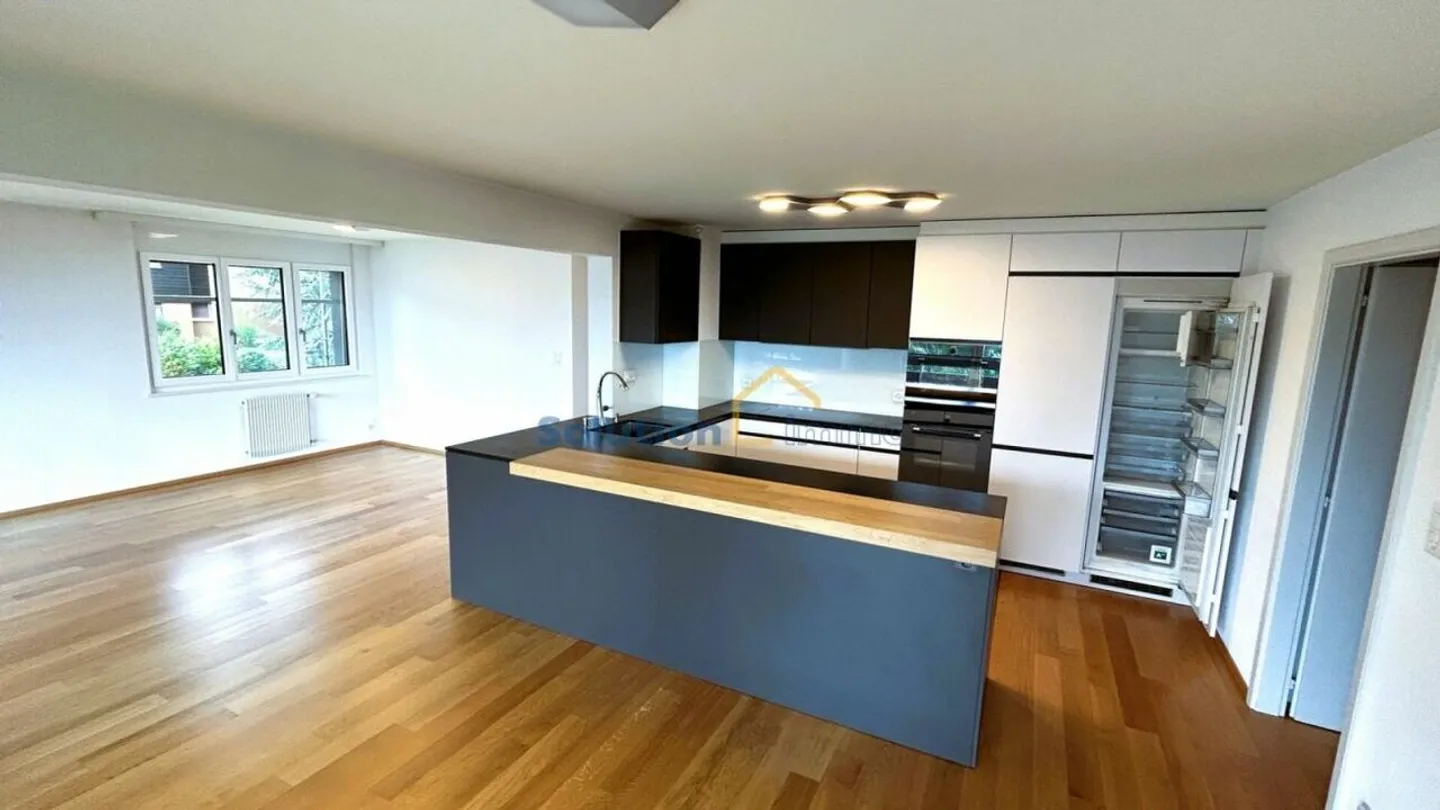 Appartamento di 5,5 stanze - Foto 3 di 13