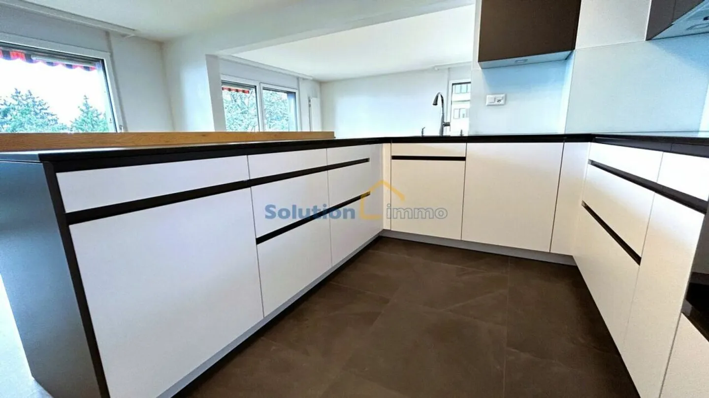 Appartamento di 5,5 stanze - Foto 5 di 13