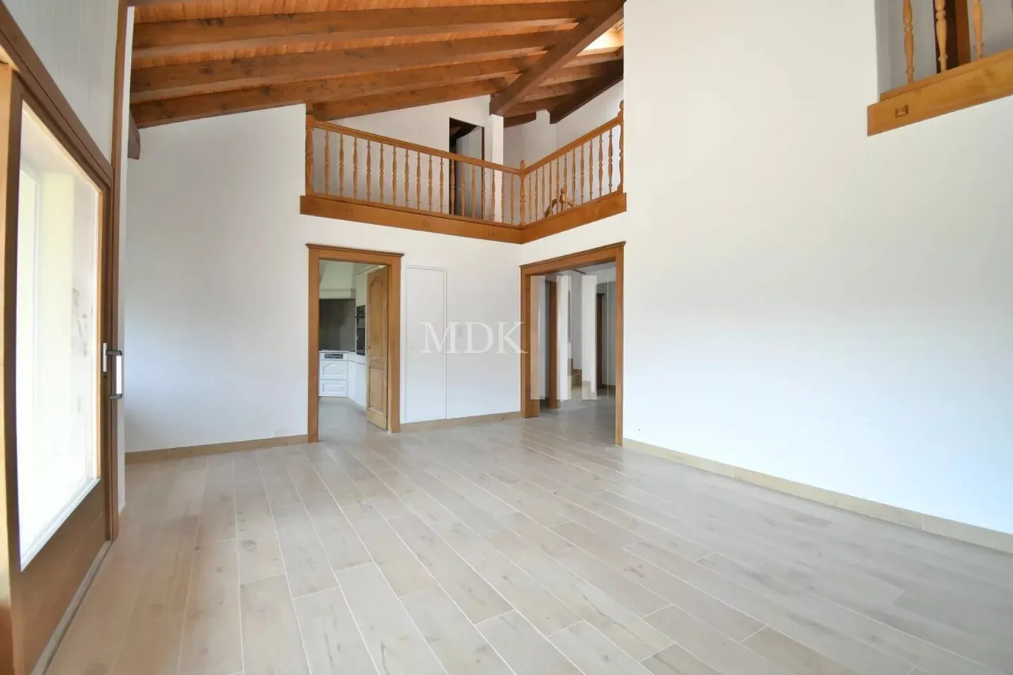 Incantevole Appartamento Mansardato a Monthey - Foto 3 di 13