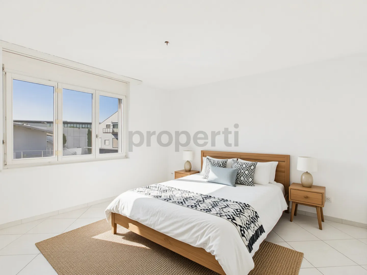 Spacious 5.5-Room Apartment - Photo 7 of 13