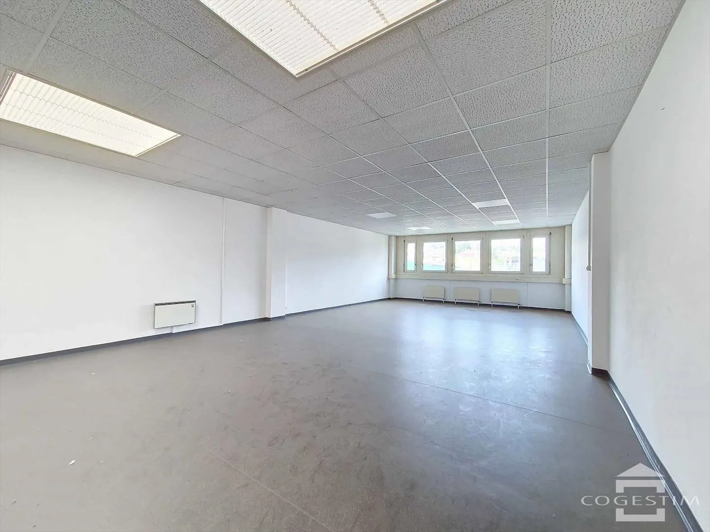 Office - Photo 6 of 9