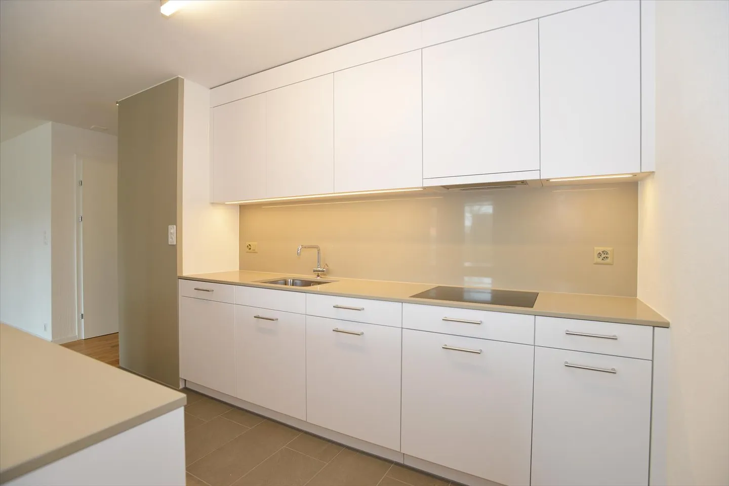 Penthouse for rent - Photo 5 of 8