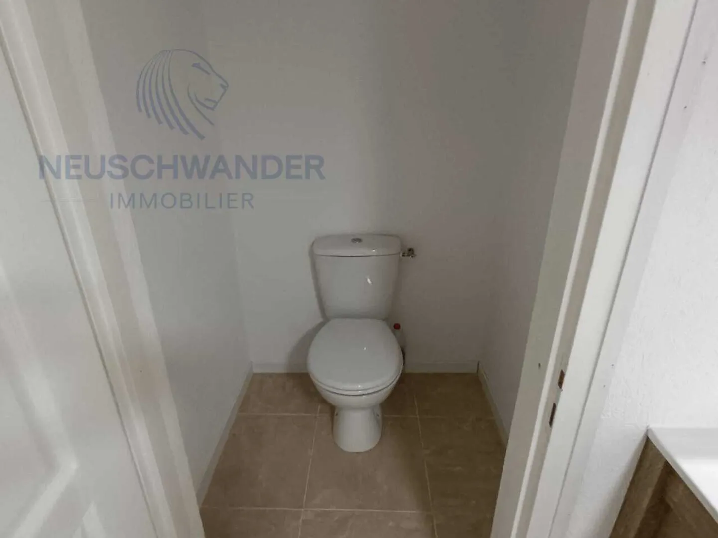 Spacious 3.5 room ground floor apartment in Courtedoux for rent - Photo 5 of 15