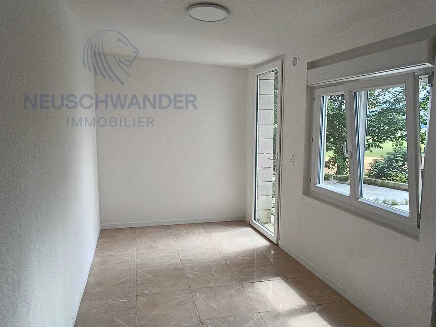 Spacious 3.5 room ground floor apartment in Courtedoux for rent - Photo 7 of 15