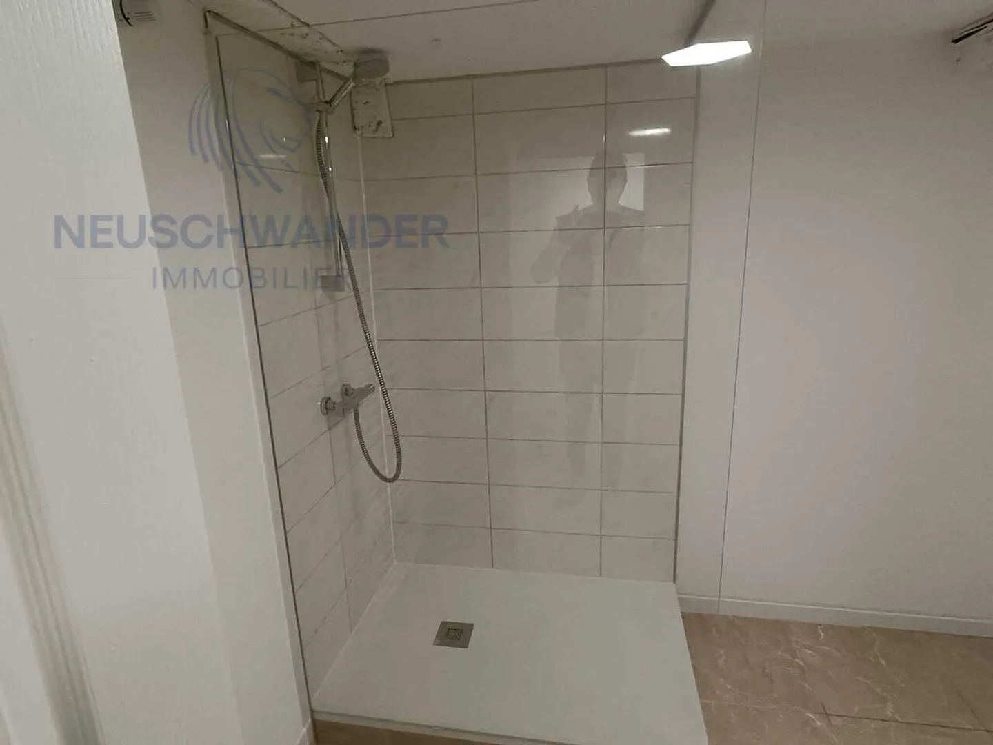 Spacious 3.5 room ground floor apartment in Courtedoux for rent - Photo 9 of 15