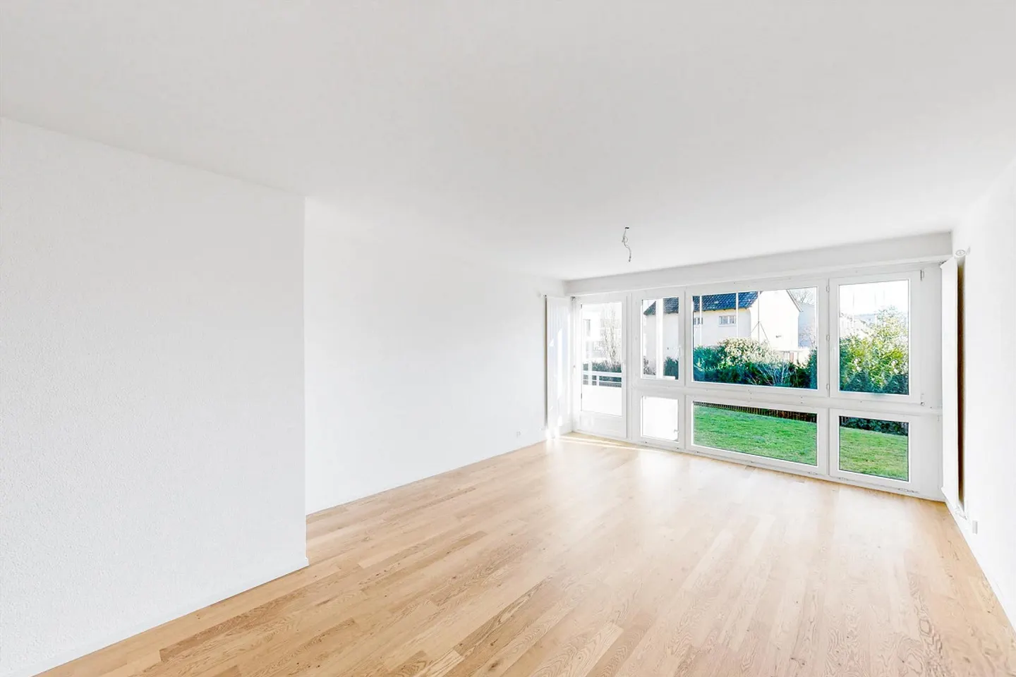 Appartamento moderno 3 locali - Foto 2 di 8
