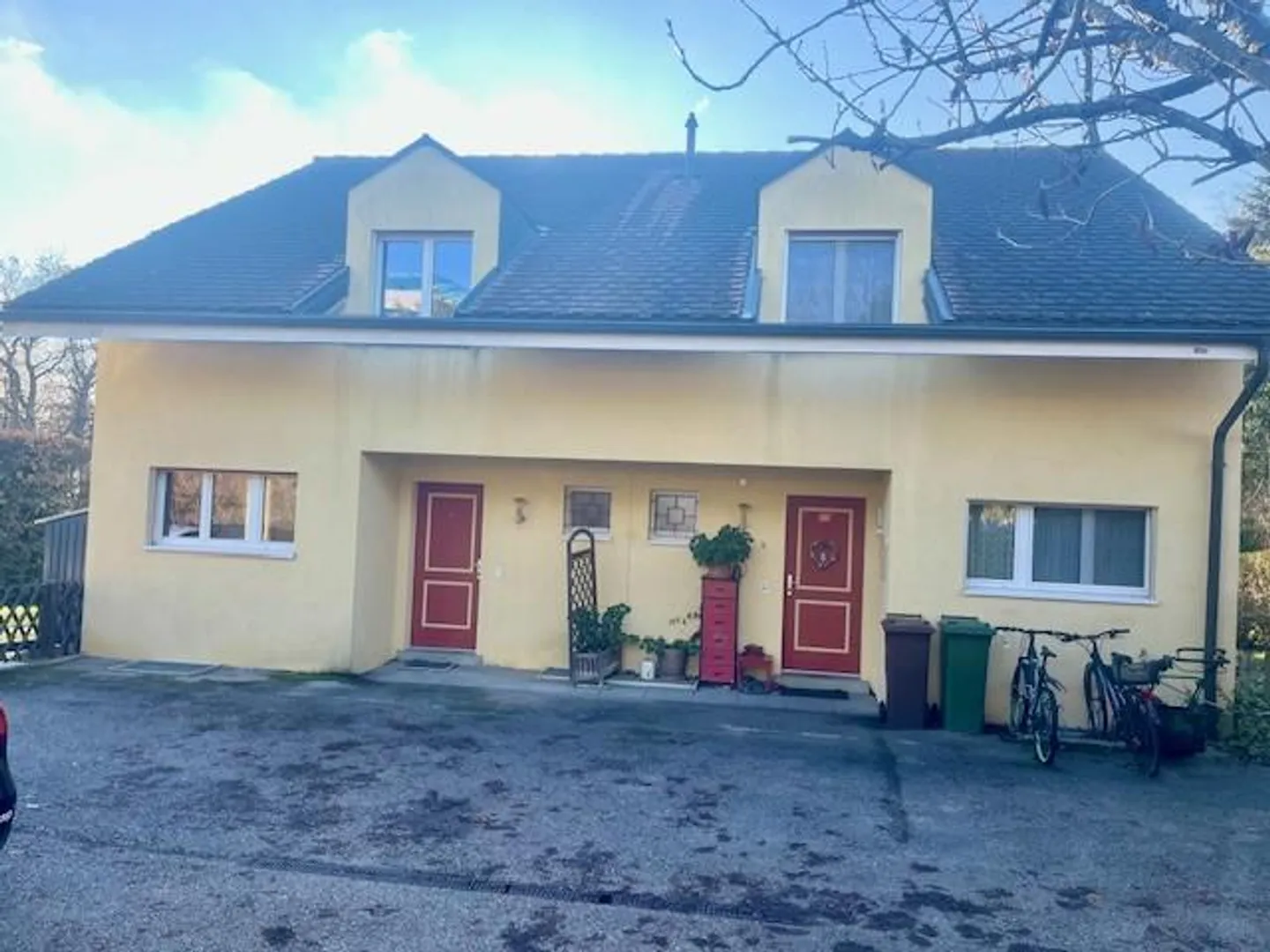 Incantevole villa bifamiliare di 5,5 locali a Rolle - Foto 1 di 13