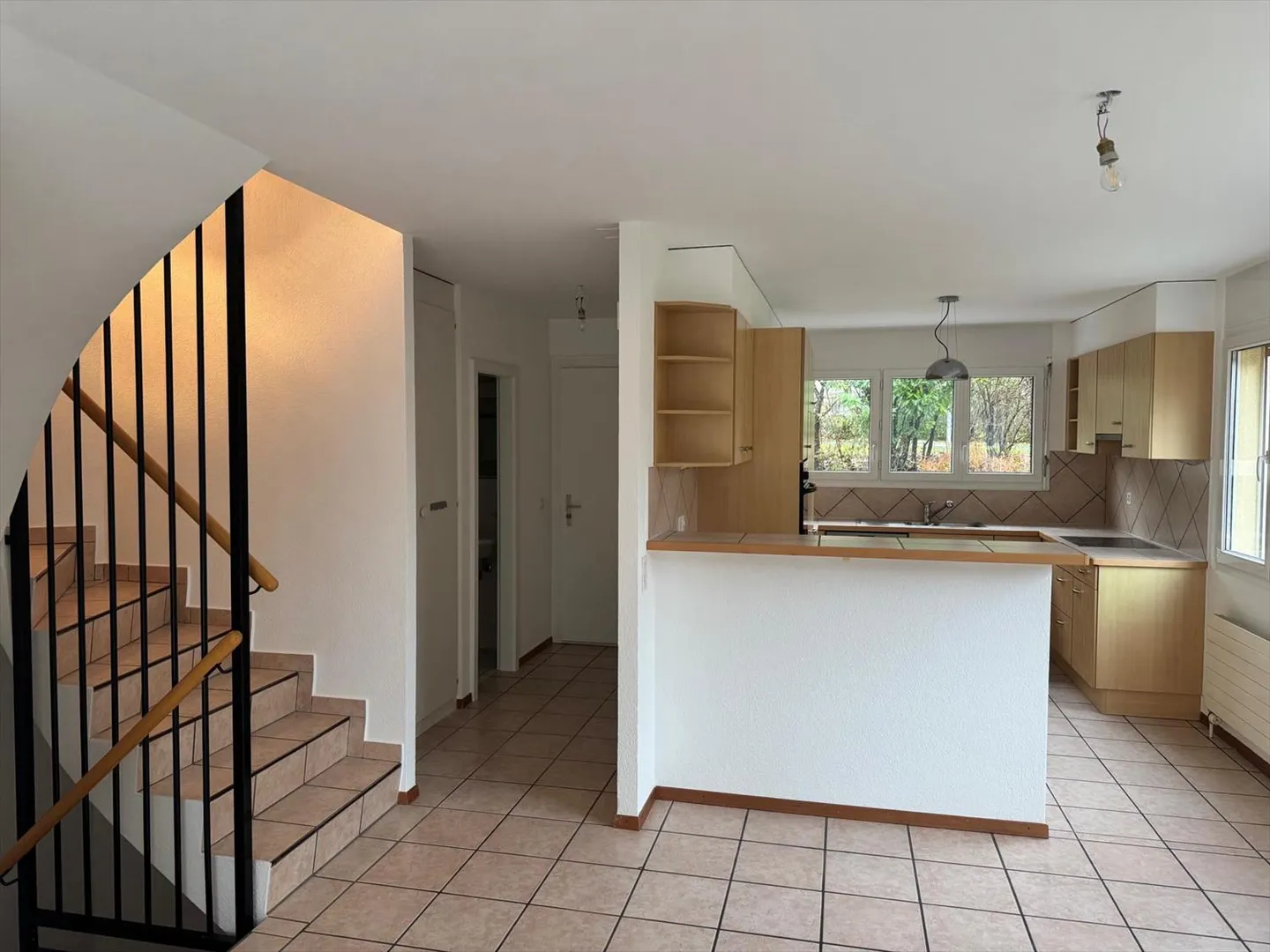 Incantevole villa bifamiliare di 5,5 locali a Rolle - Foto 6 di 13