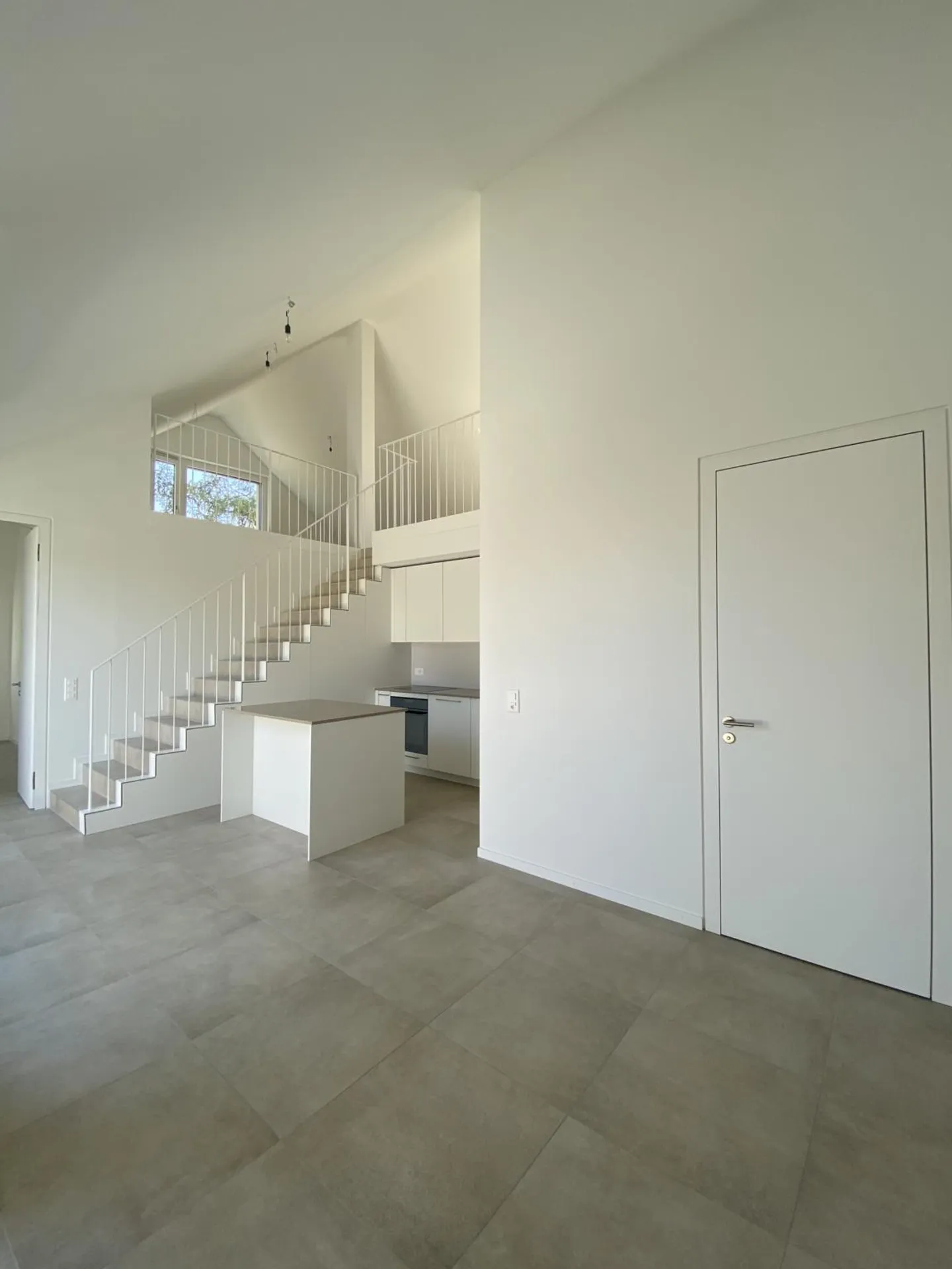Magnifique appartement récent de 4.5 pièces aux combles à Eysins - Foto 2 di 5