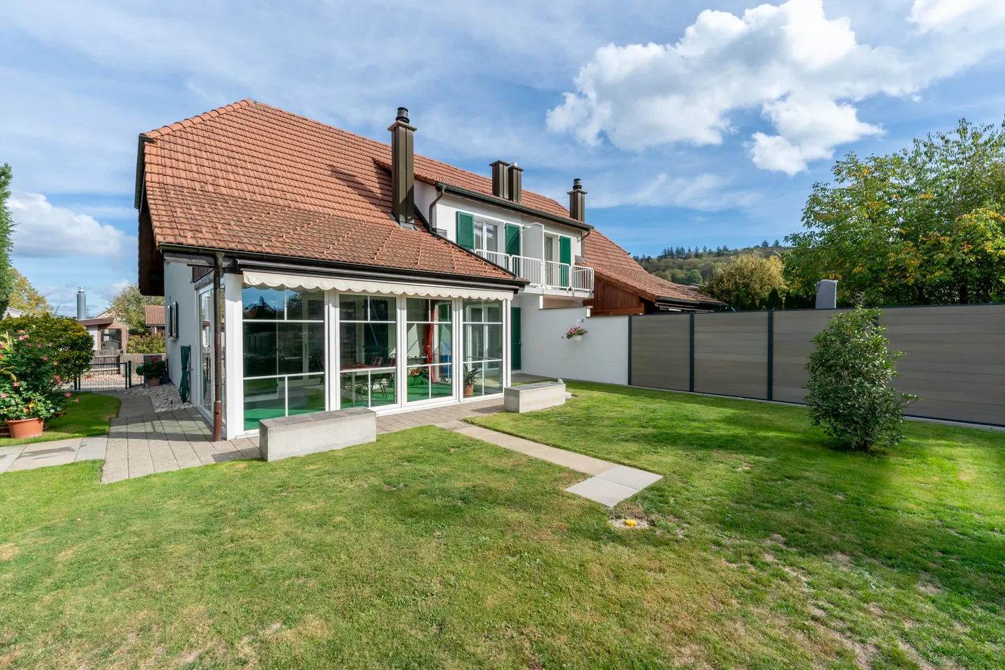 Charmantes Doppelhaus - Foto 1 von 11