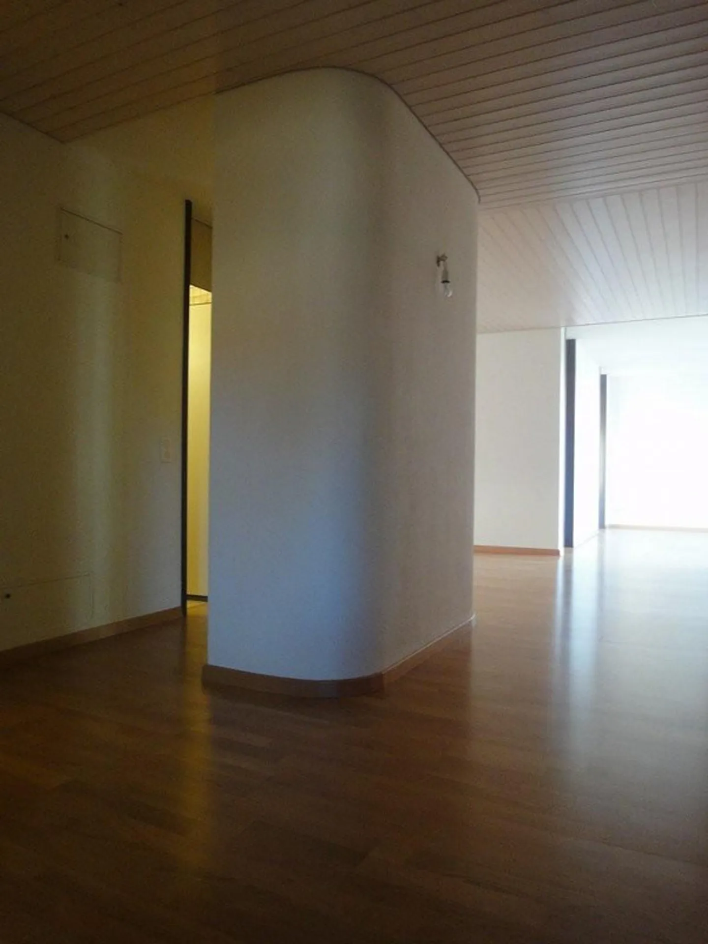 Living in the Green in Zurich-Witikon limited until 31.03.28 - Photo 7 of 12