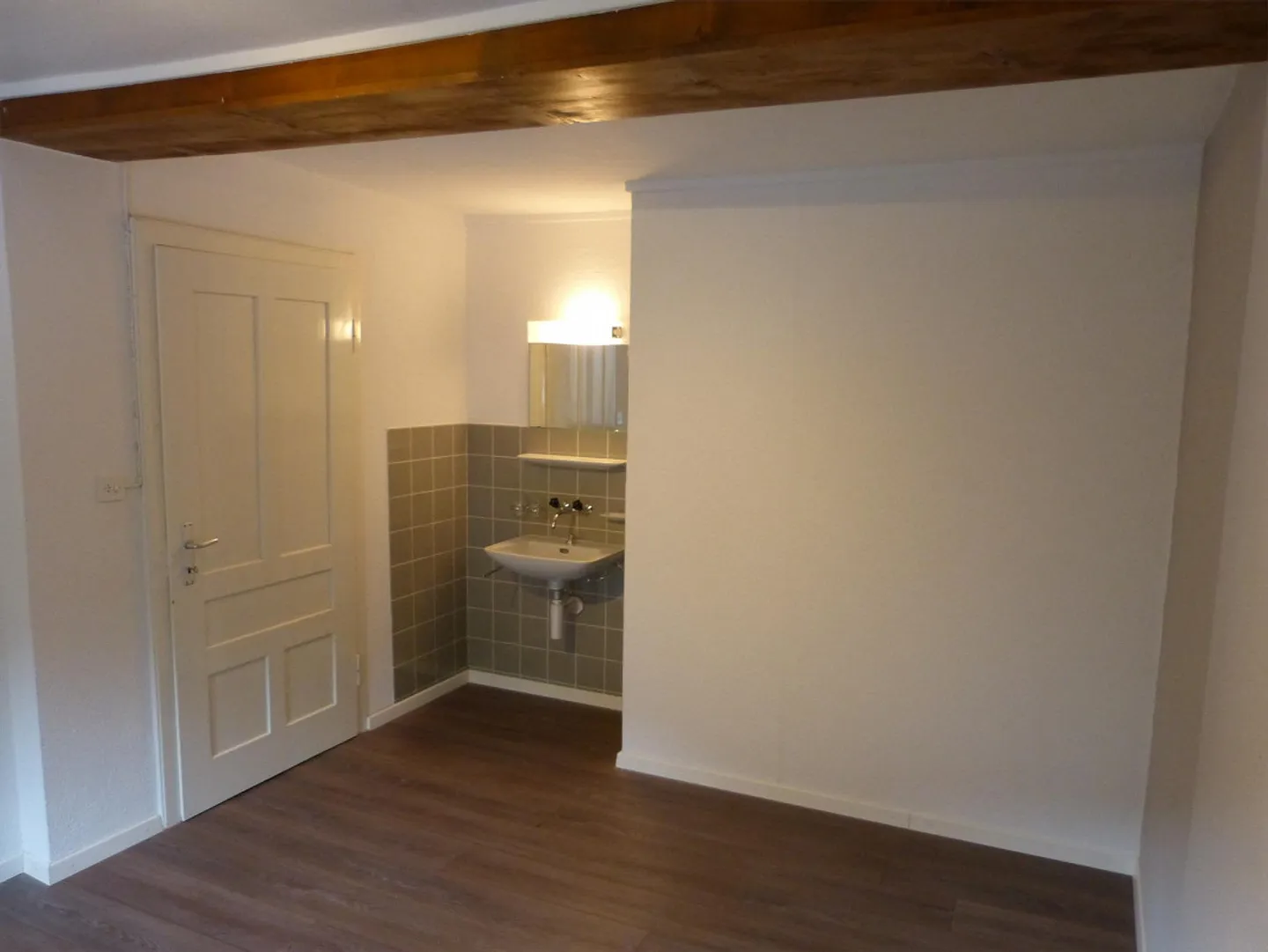 Belle appartement de 5 pièces dans un emplacement ensoleillé - Photo 7 sur 14