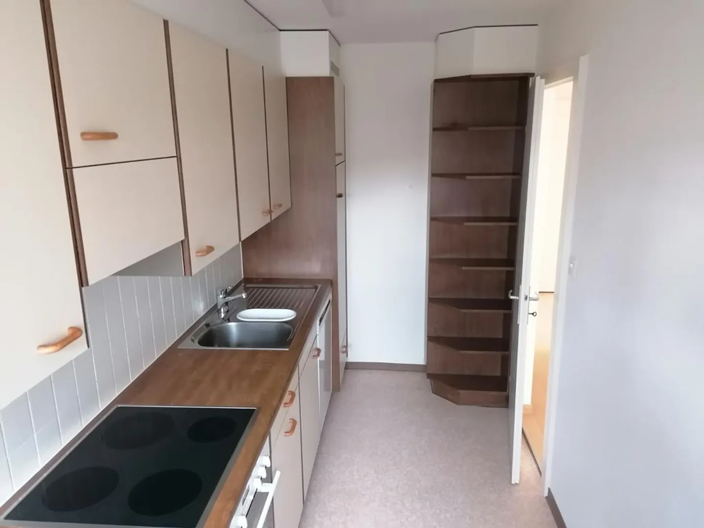 Bella appartamento di 3 stanze - Foto 4 di 7