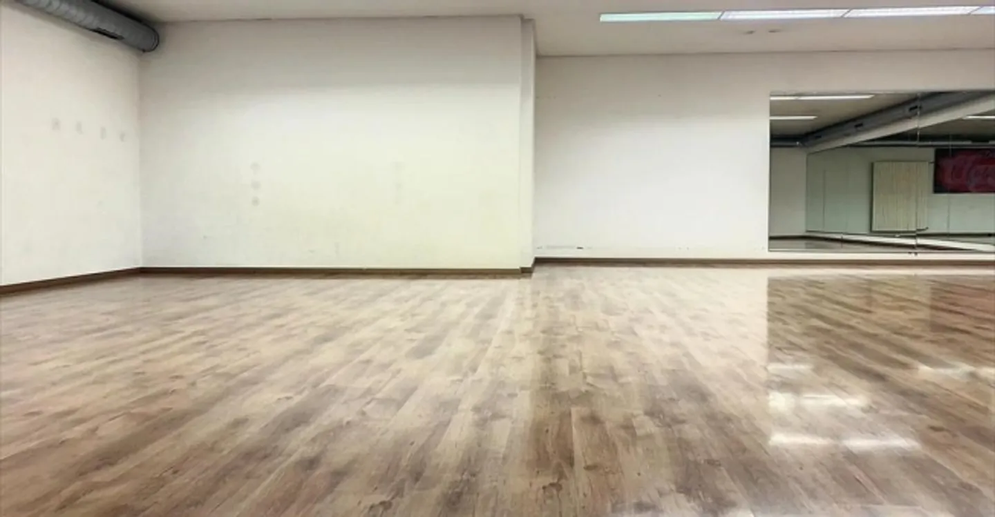 «Arcade» - Foto 10 von 13