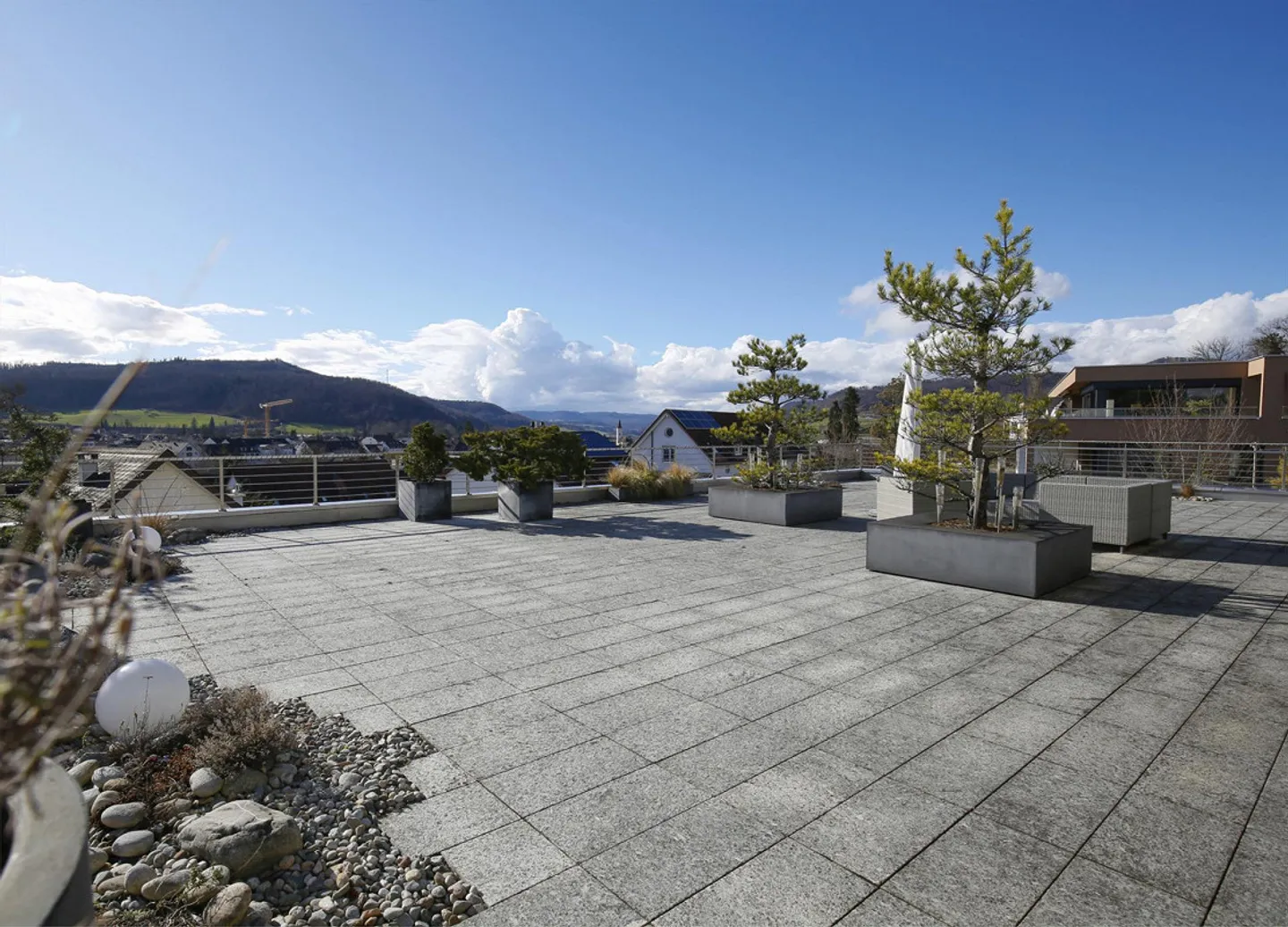 Stilvolle Terrassenwohnung – sensationeller Ausblick, 230qm Terrasse - Foto 5 von 16