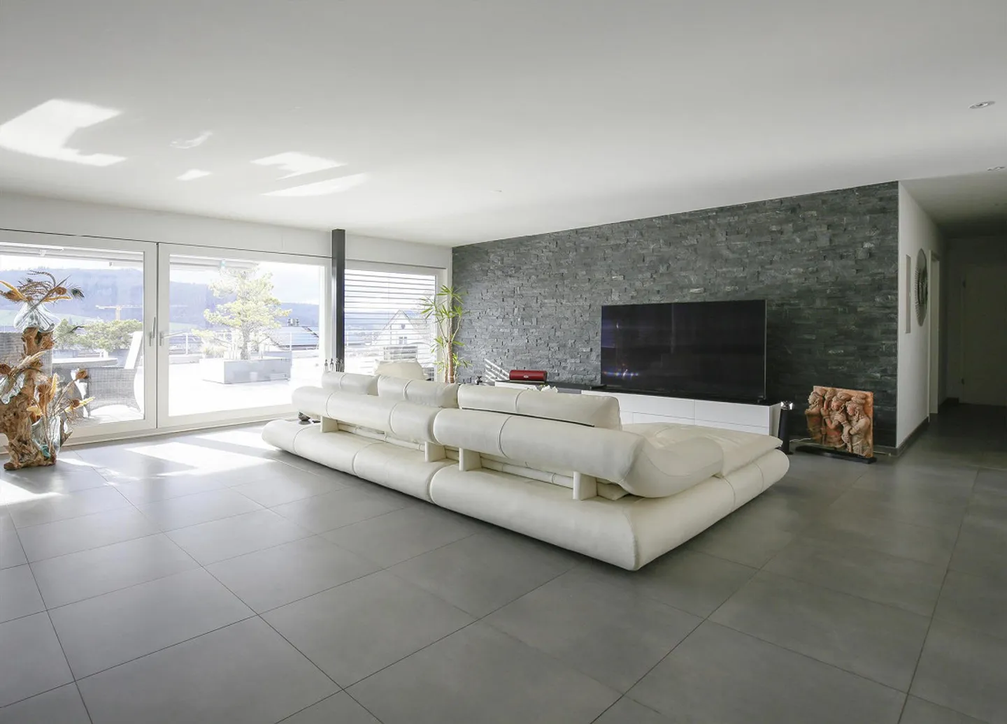 Stilvolle Terrassenwohnung – sensationeller Ausblick, 230qm Terrasse - Foto 7 von 16