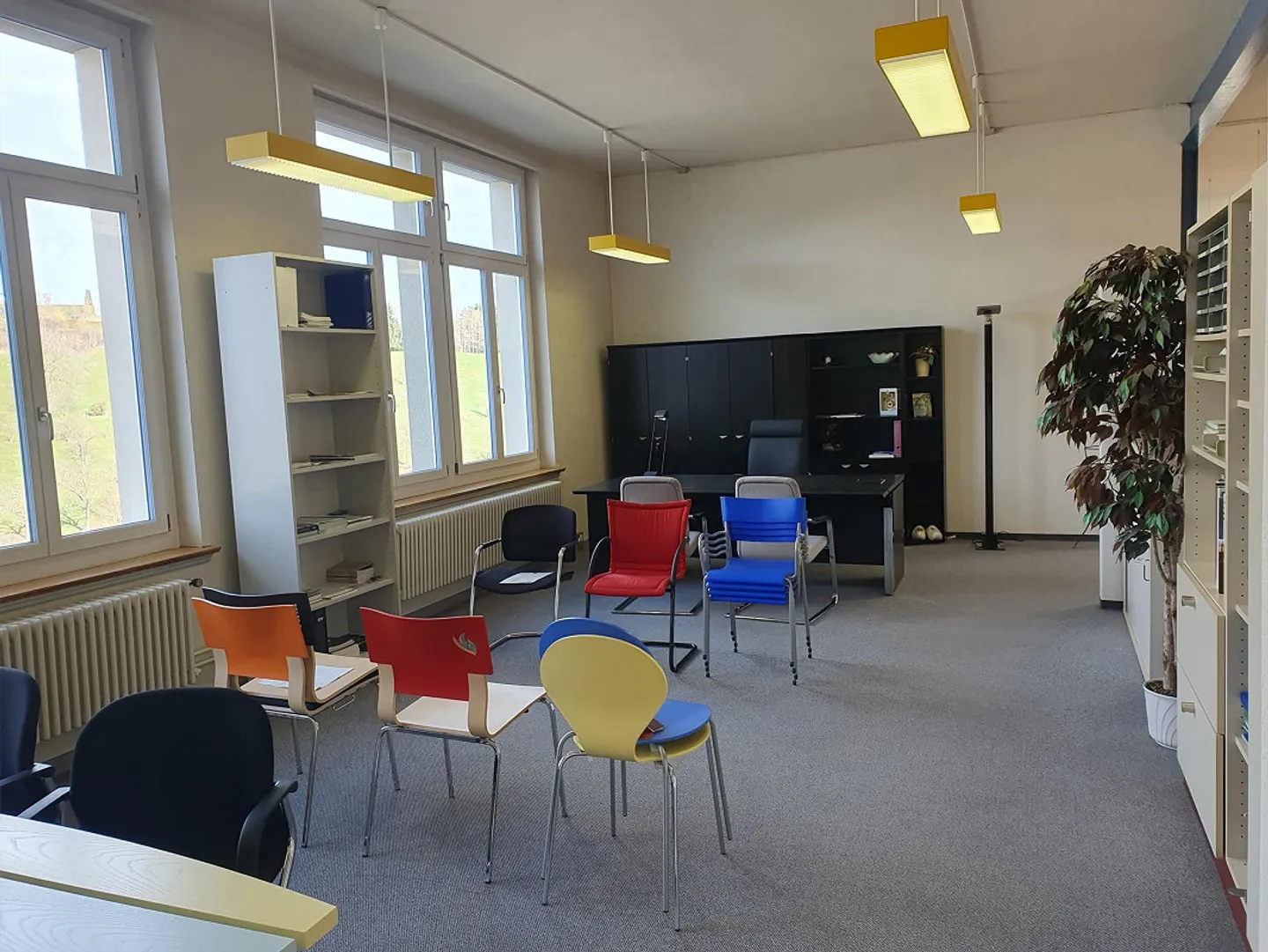 Lavorare in ufficio con vista ispiratrice. Opzione con magazzino di 107 m2. - Foto 4 di 5