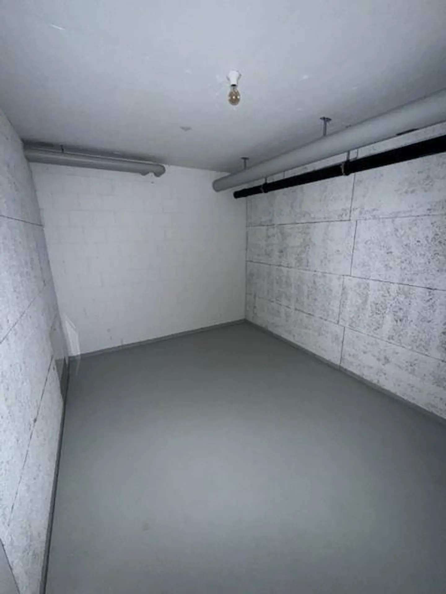 Vivere attraente in una posizione verde - Foto 8 di 12