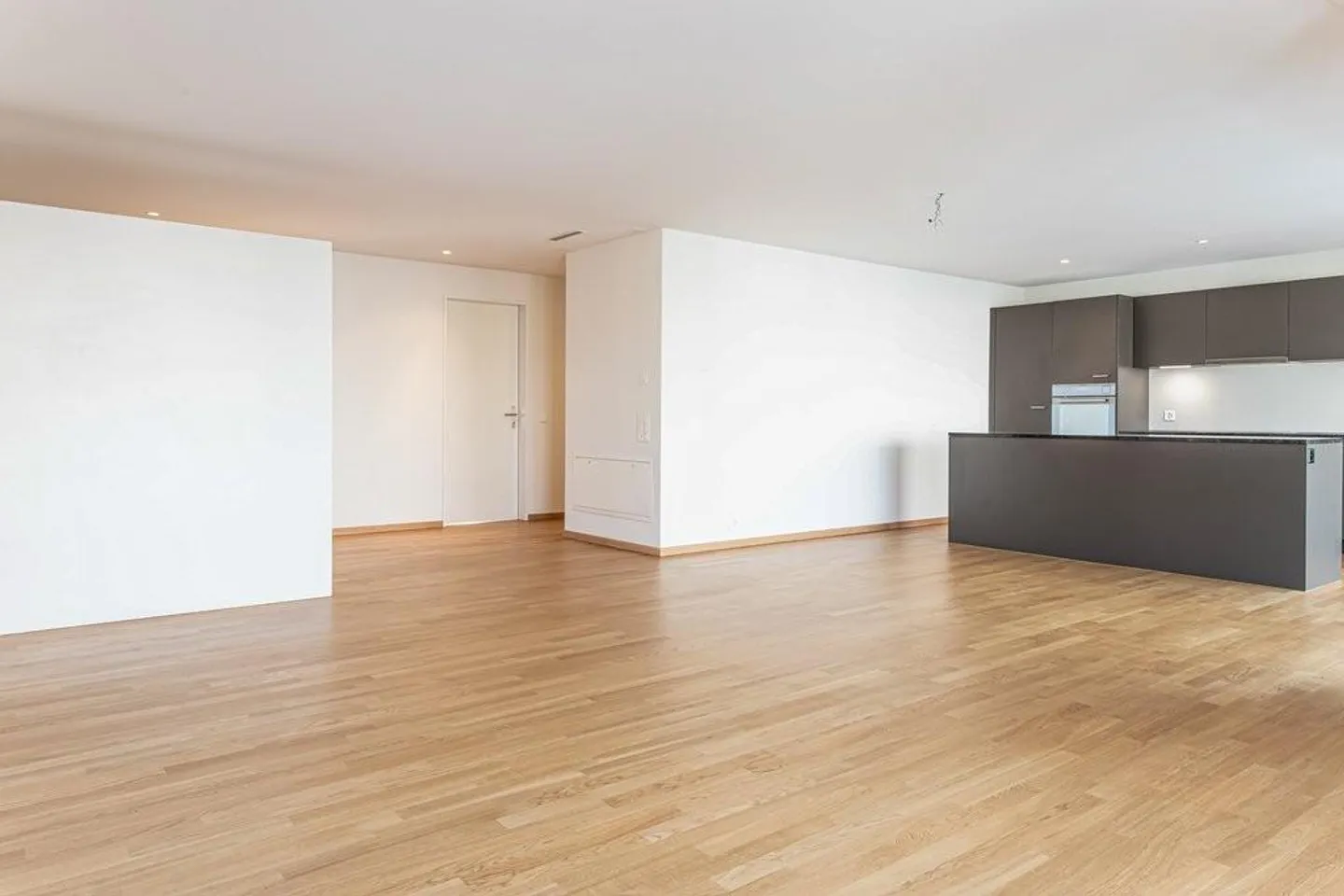 Here begins your dream home - Photo 3 of 12