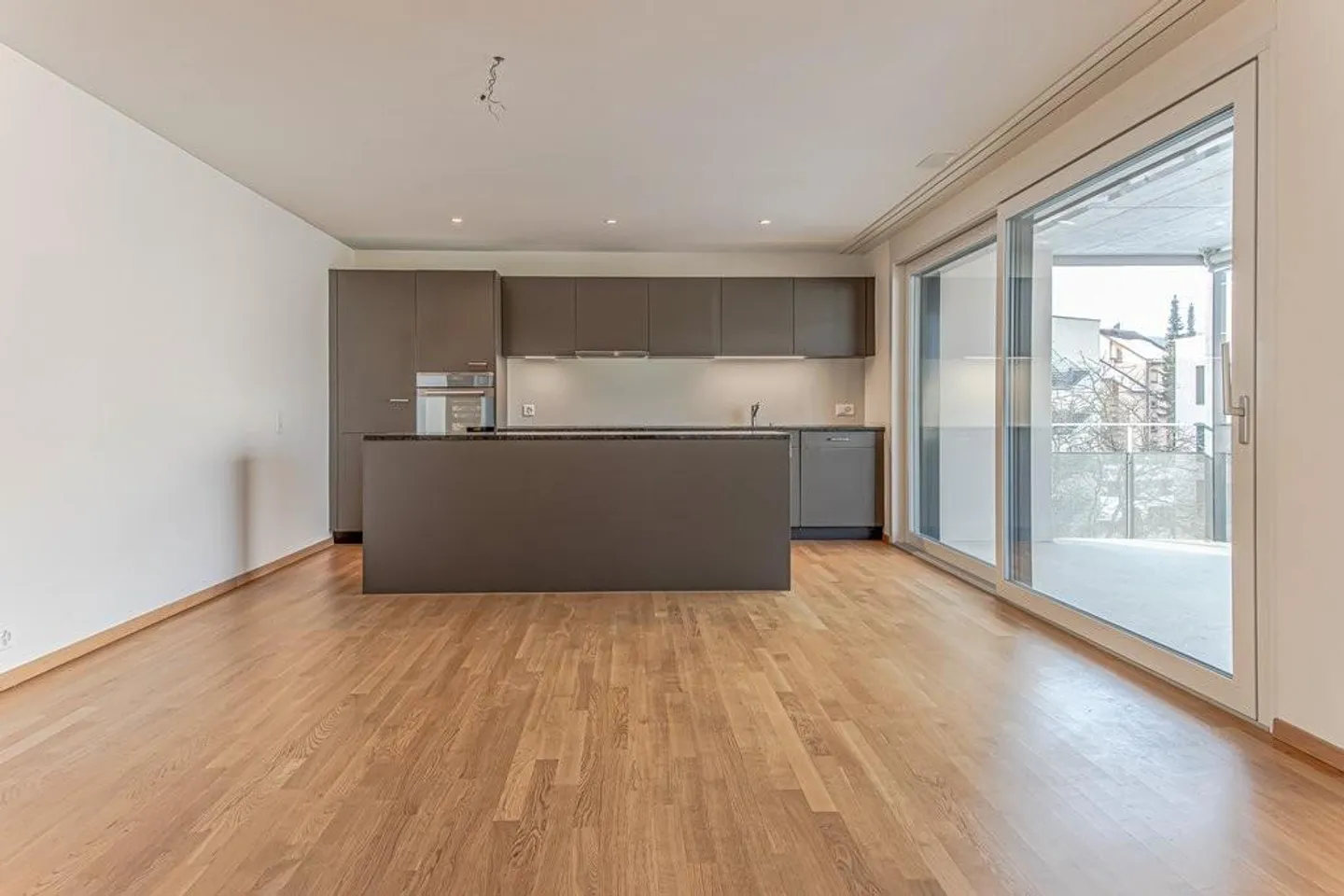 Here begins your dream home - Photo 7 of 12