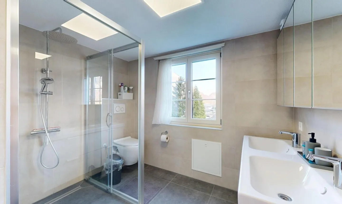 Casa unifamiliare indipendente di 6,5 stanze con giardino a Wangs - Foto 9 di 11