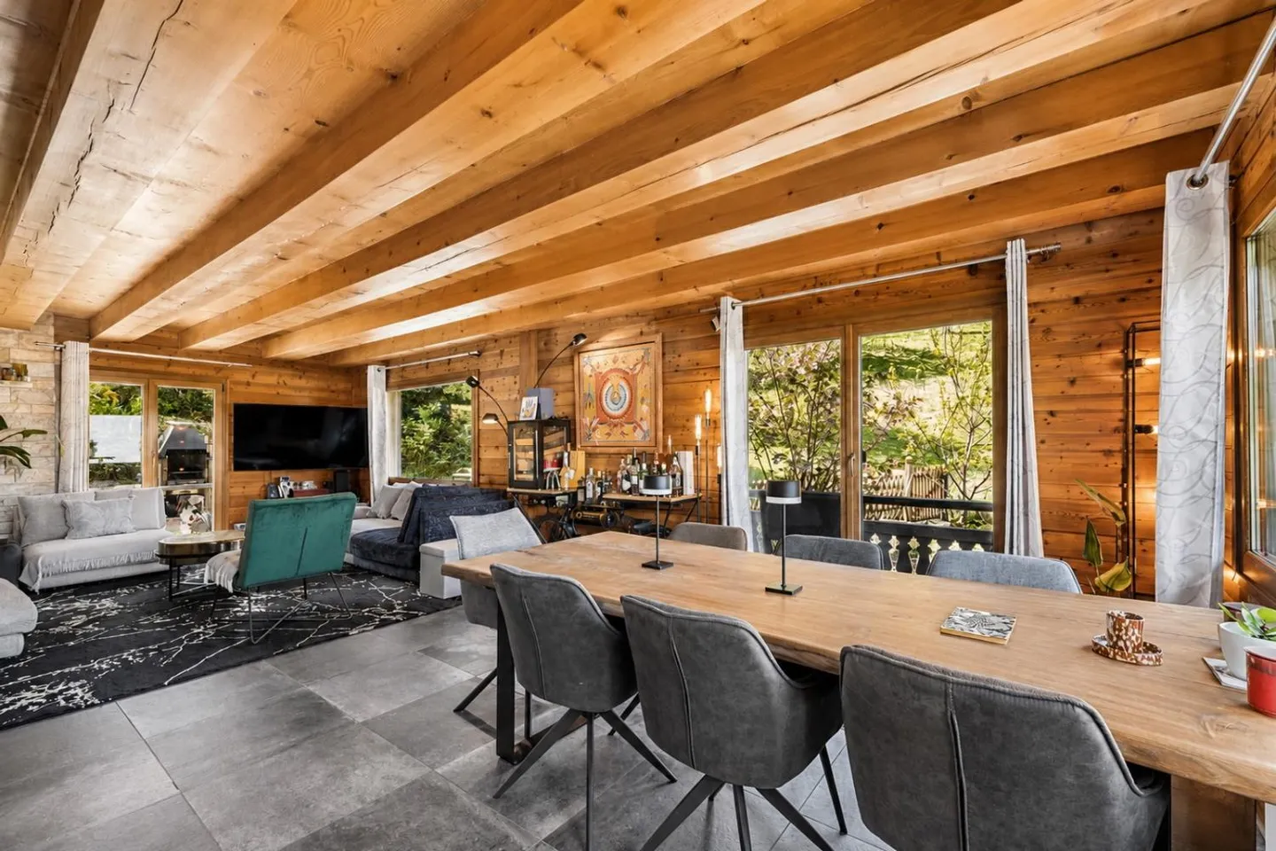 Magnifique chalet rénové avec vue exceptionnelle - Photo 3 sur 13