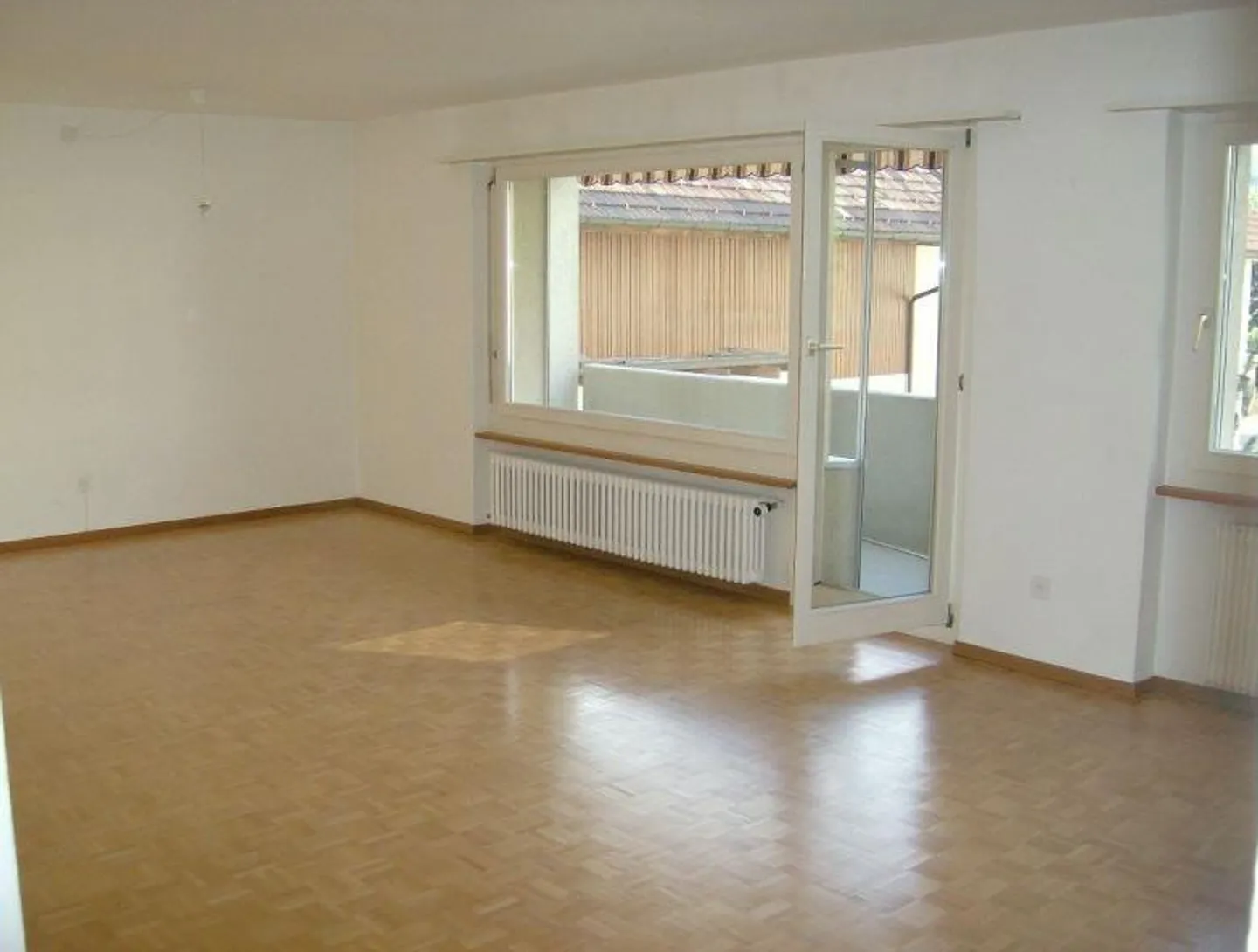 Appartamento Incantevole con Balcone - Foto 2 di 8