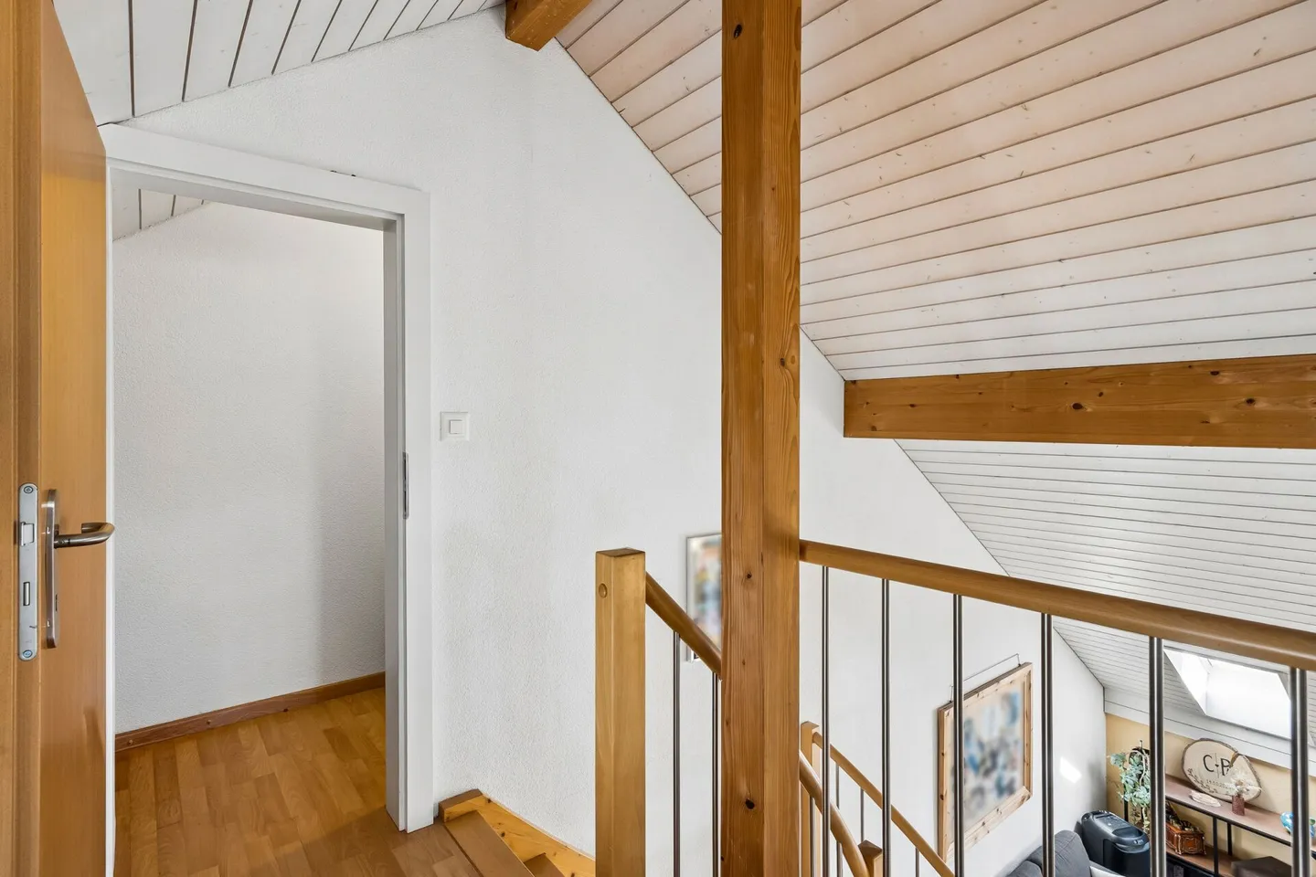 Charming Duplex Apartment in a Central Location Including Parking Space - Photo 7 of 11