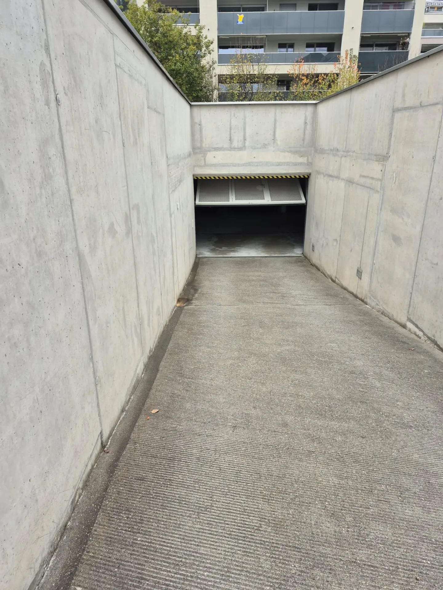 Parcheggio coperto a Ennetbürgen, Stanserstrasse 66a - Foto 3 di 5