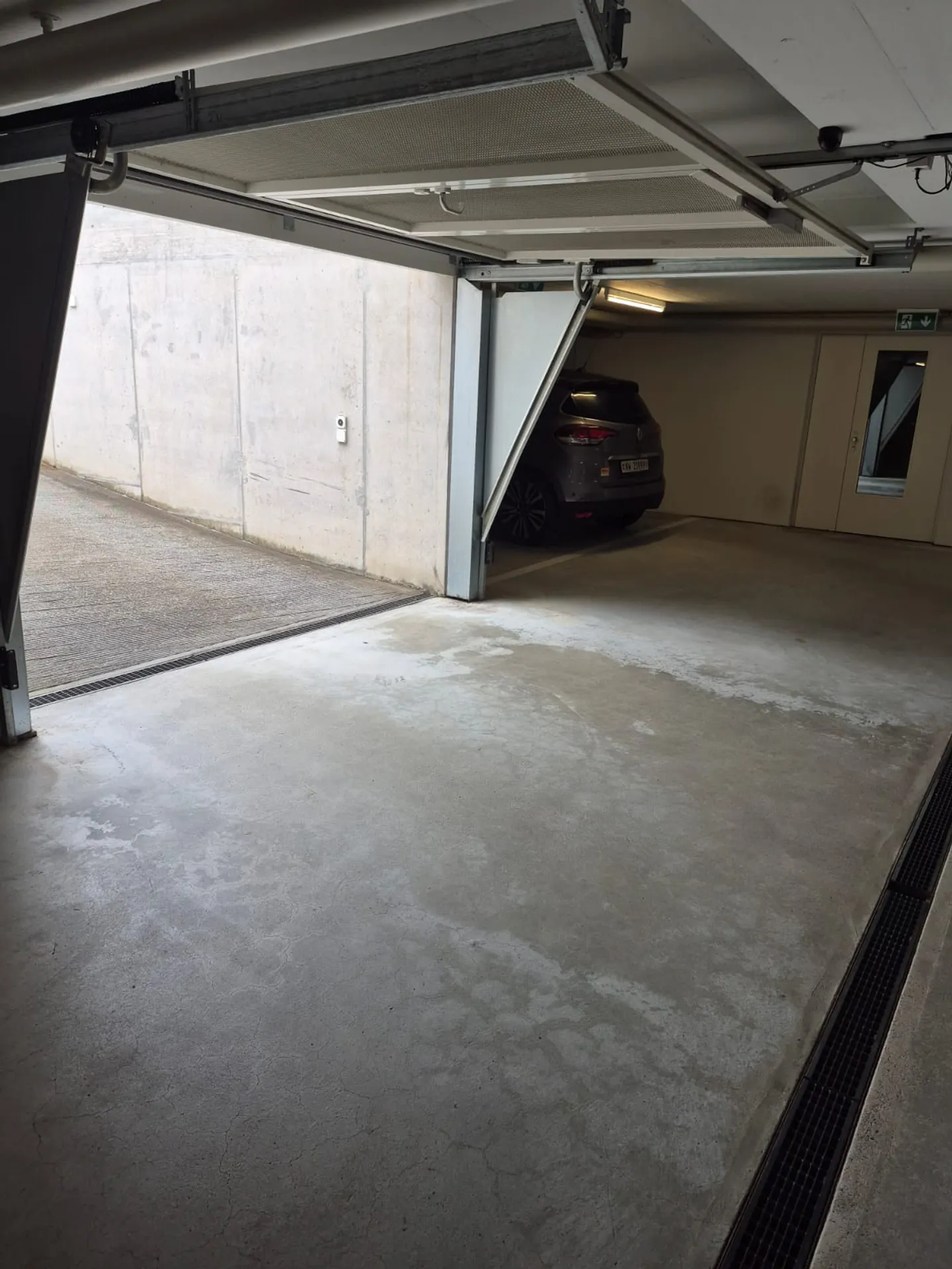 Parcheggio coperto a Ennetbürgen, Stanserstrasse 66a - Foto 4 di 5