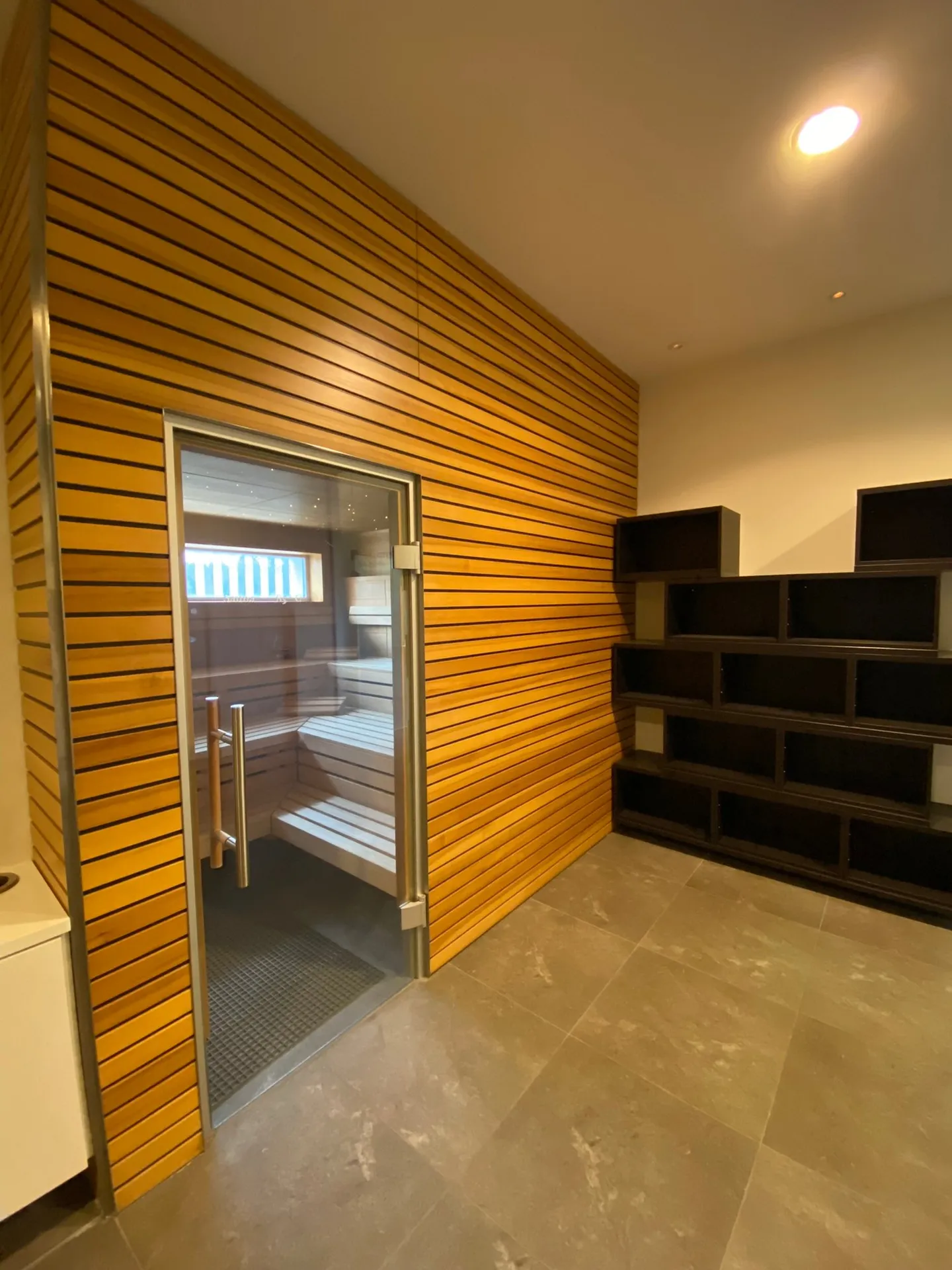 Attraktive Gewerbefläche – 540 m² im 2. OG mit vielseitigen Nutzungsmöglichkeiten - Foto 9 von 13