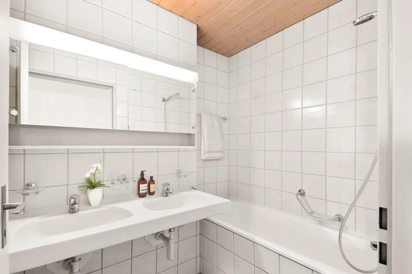 Stilvolles Apartment mit Balkon - Foto 6 von 8