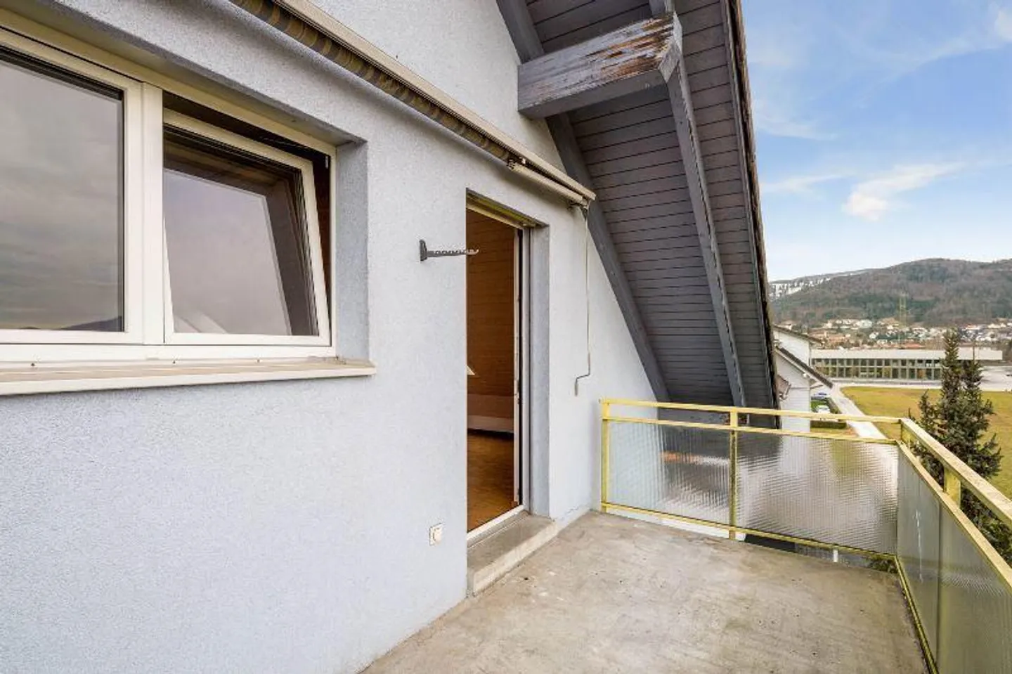 Stilvolles Apartment mit Balkon - Foto 4 von 8