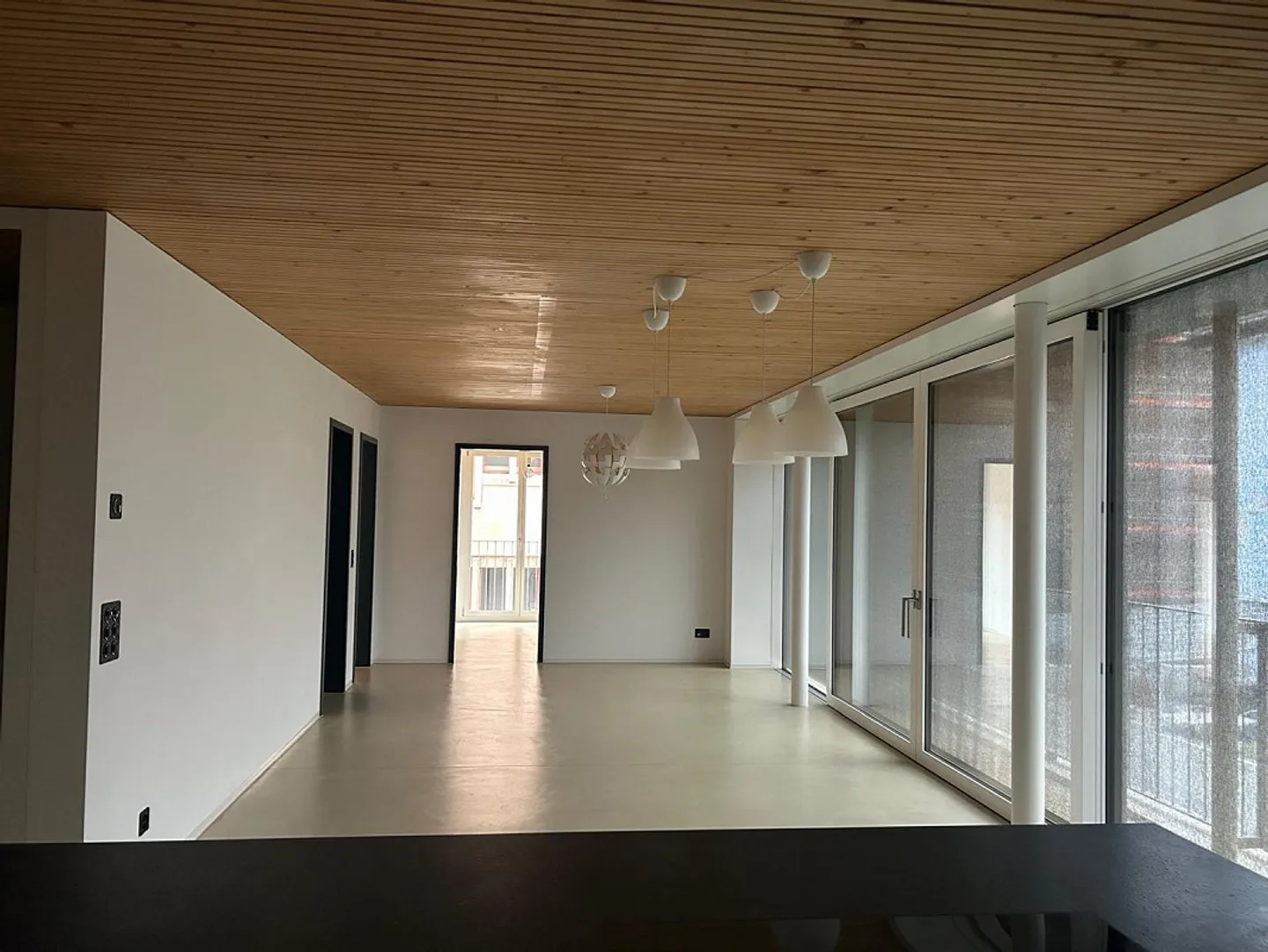 Appartement moderne de 3,5 pièces, proche du lac - Photo 2 sur 7