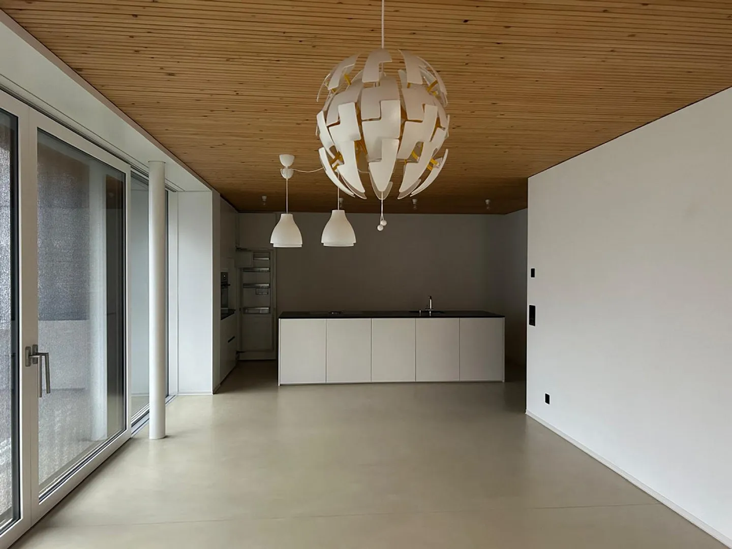 Appartement moderne de 3,5 pièces, proche du lac - Photo 3 sur 7