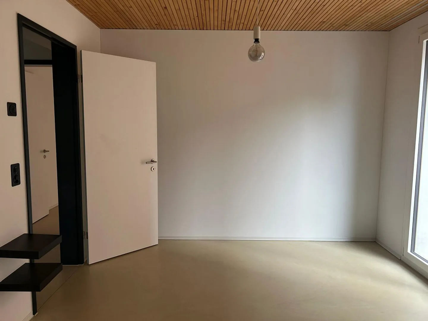 Appartement moderne de 3,5 pièces, proche du lac - Photo 4 sur 7