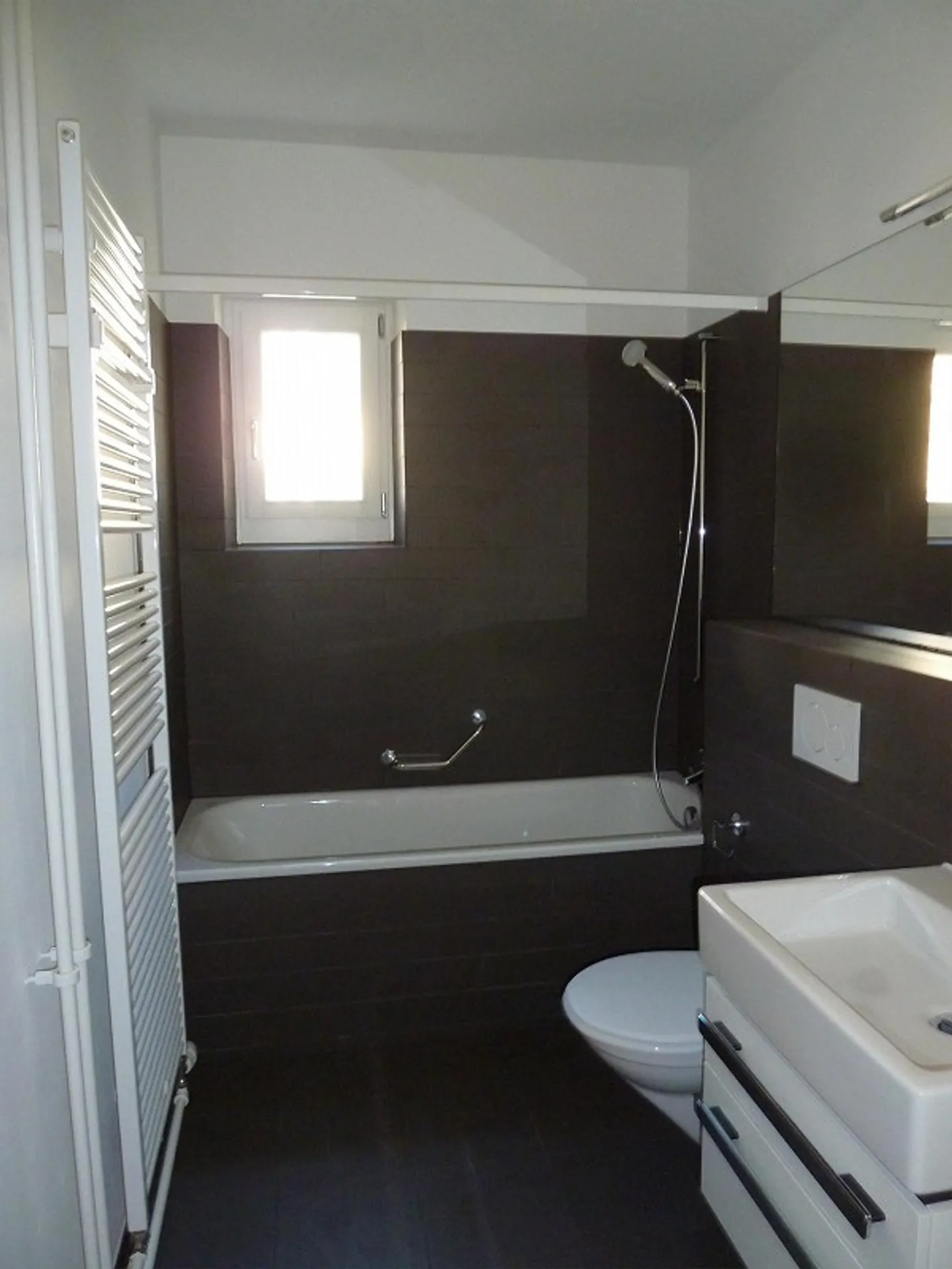 Stylish 2.5-room apartment in the Lorraine district - Photo 10 of 16