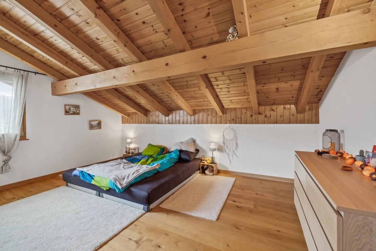 Proprietà ristrutturata affascinante con giardino spazioso - Foto 8 di 14