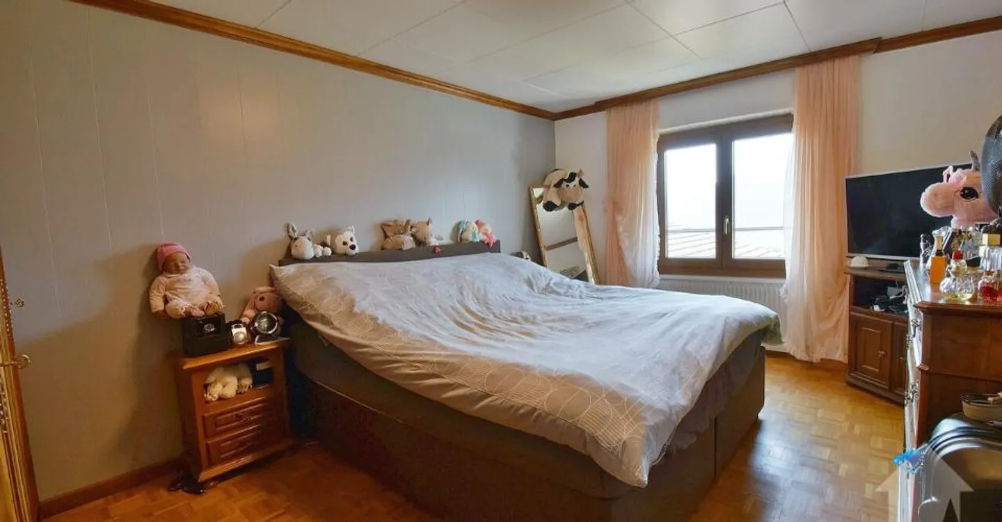 3- oder 4-Wohnungseigentumswohnung mit Scheune und Garage inbegriffen! - Foto 9 von 12
