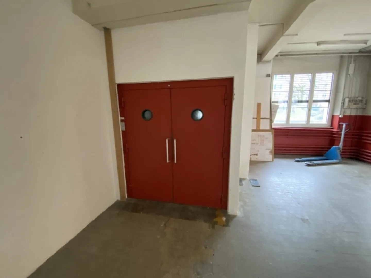 „Spazio commerciale al piano terra di 200 m2 in affitto.“ - Foto 7 di 13