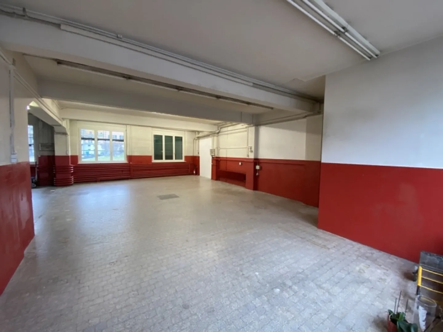 „Spazio commerciale al piano terra di 200 m2 in affitto.“ - Foto 11 di 13