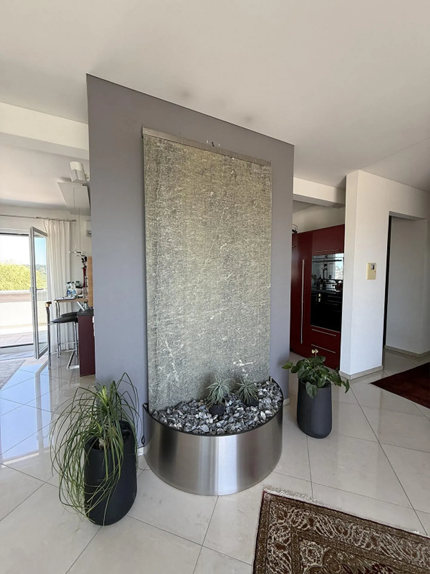 Attic: 4.5 rooms, 145 m² living space, 150 m² roof terrace with jacuzzi - Photo 18 of 26
