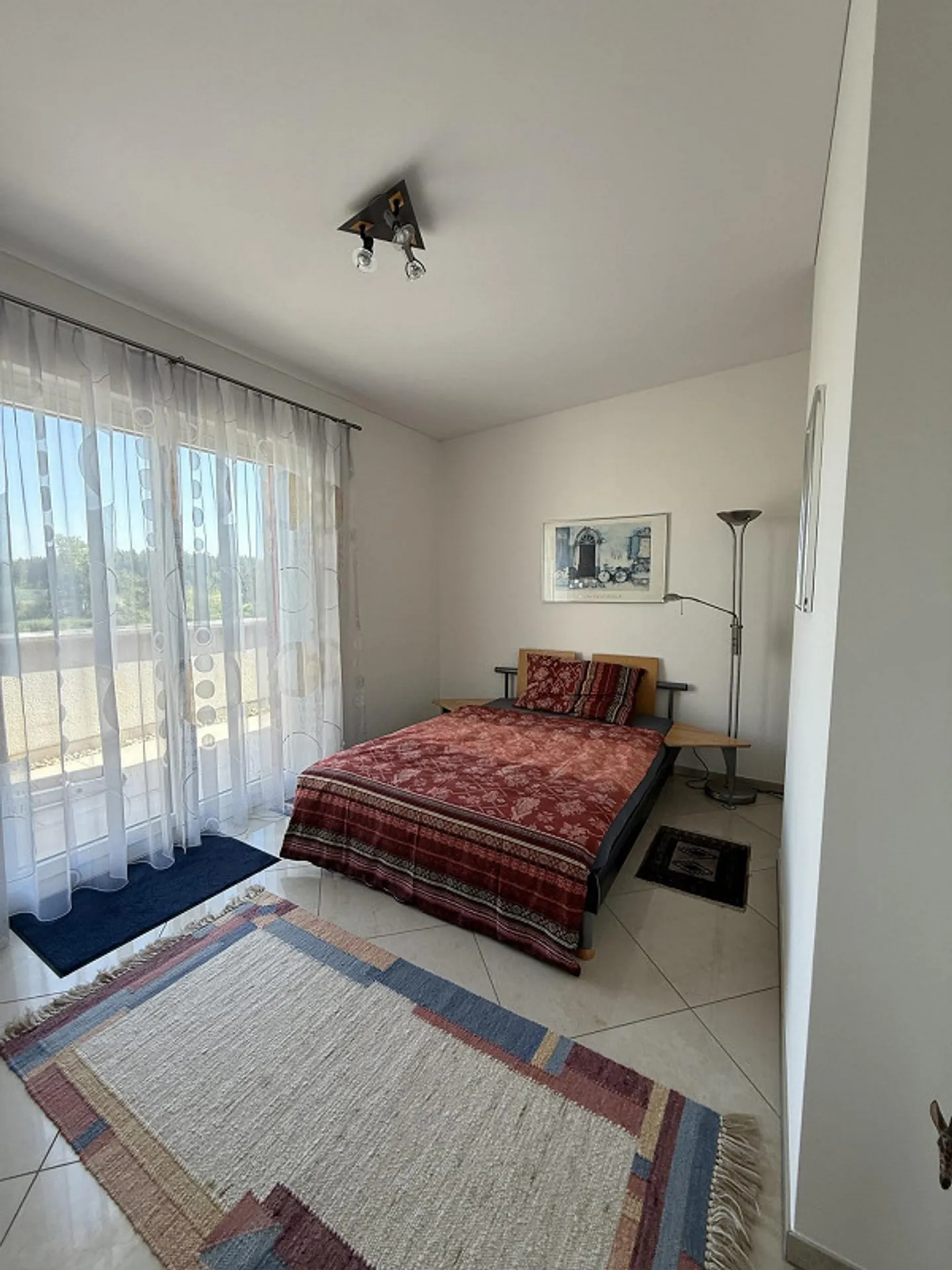 Attic: 4.5 rooms, 145 m² living space, 150 m² roof terrace with jacuzzi - Photo 22 of 26