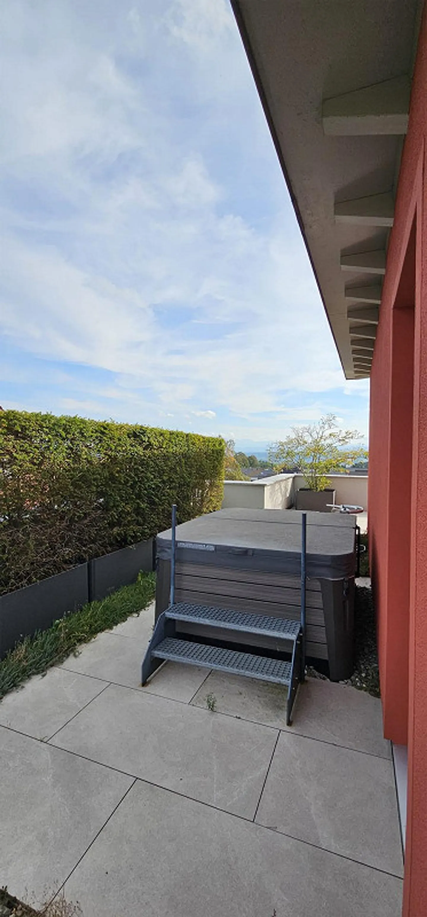 Attic: 4.5 rooms, 145 m² living space, 150 m² roof terrace with jacuzzi - Photo 9 of 26