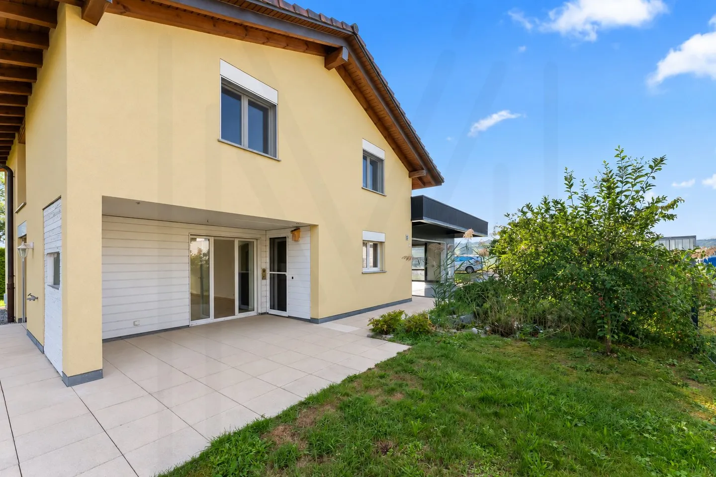 Family Home with Garden - Photo 1 of 12