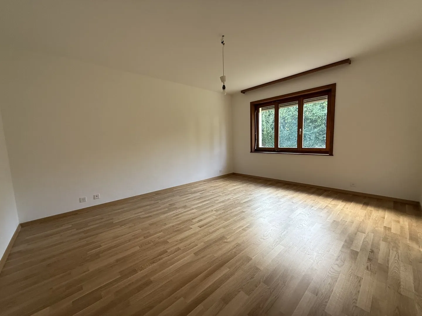 Villa with charm and private garden in a quiet area in Cugy - Photo 8 of 11