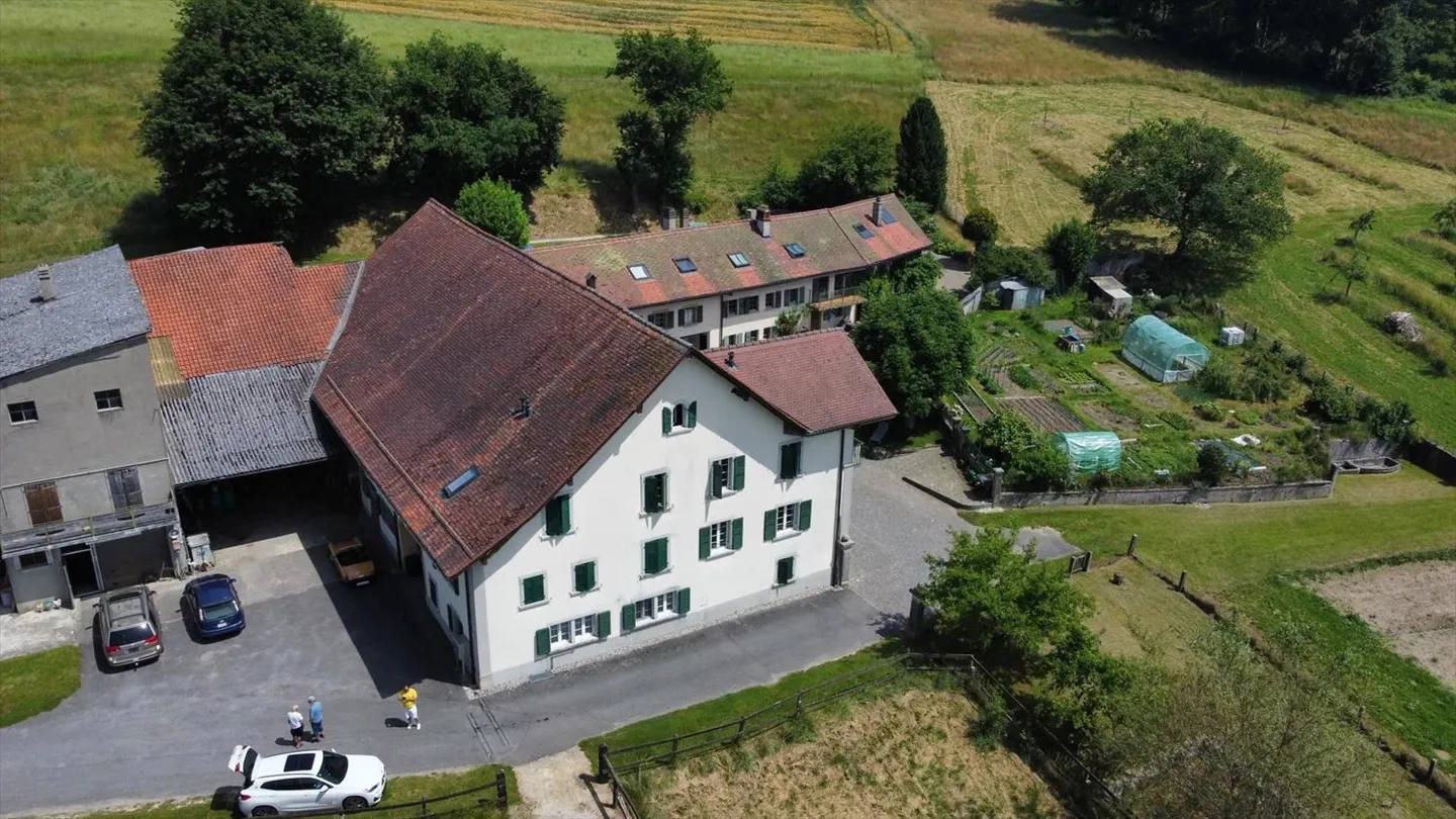 Immeuble mixte - Photo 1 sur 13